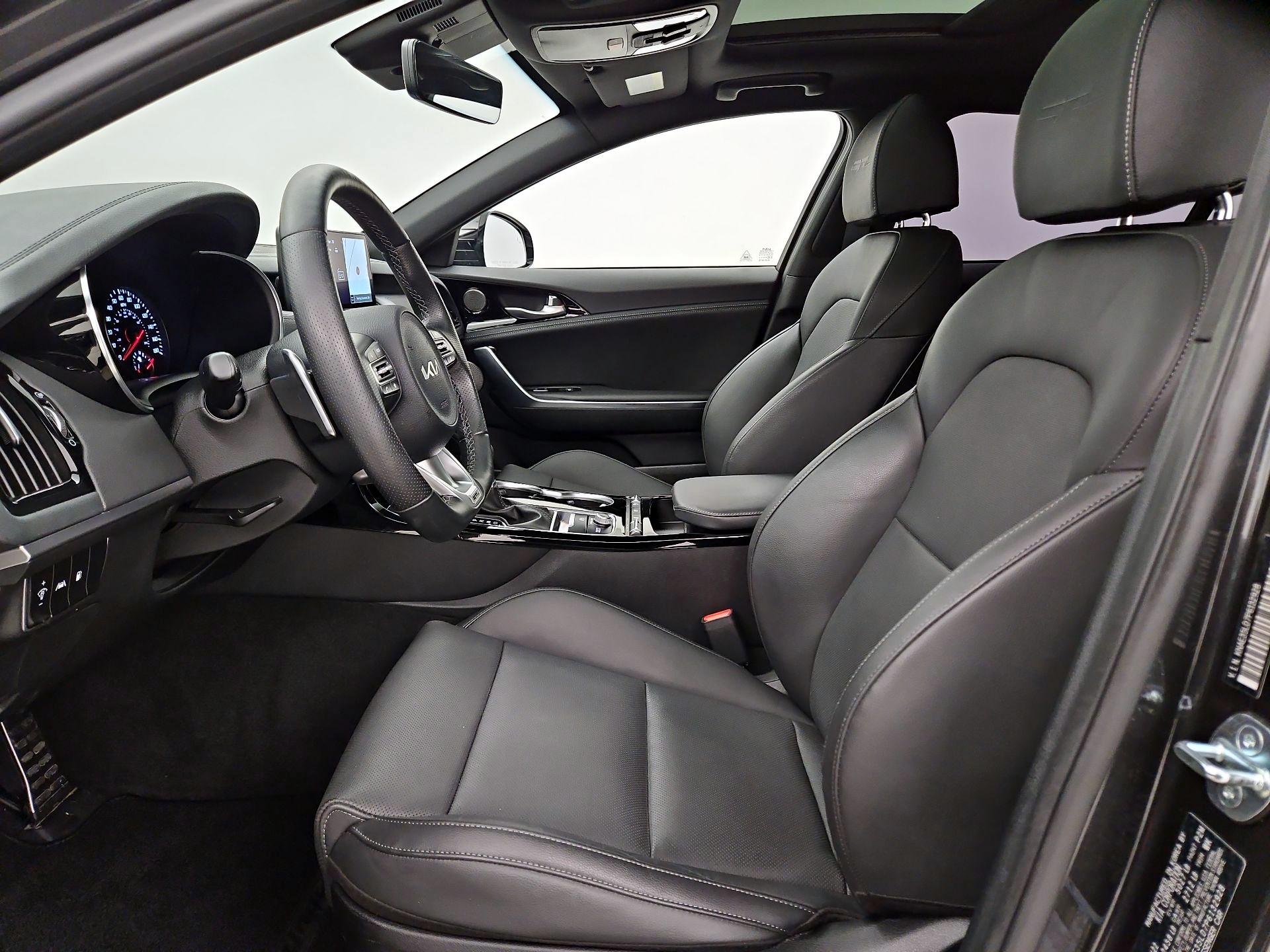 Thumbnail: 2023 Kia Stinger - 11