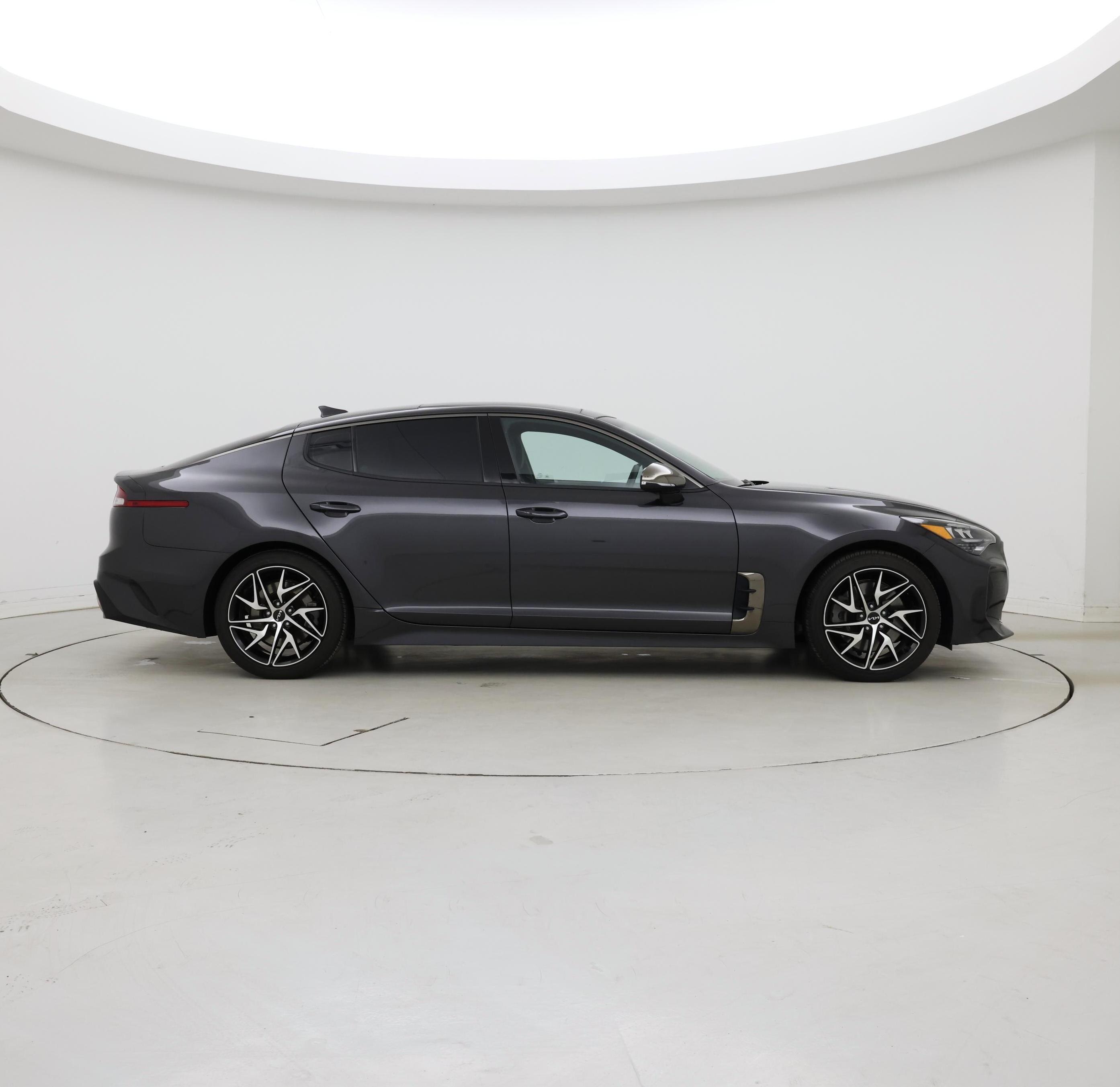 Thumbnail: 2023 Kia Stinger - 7