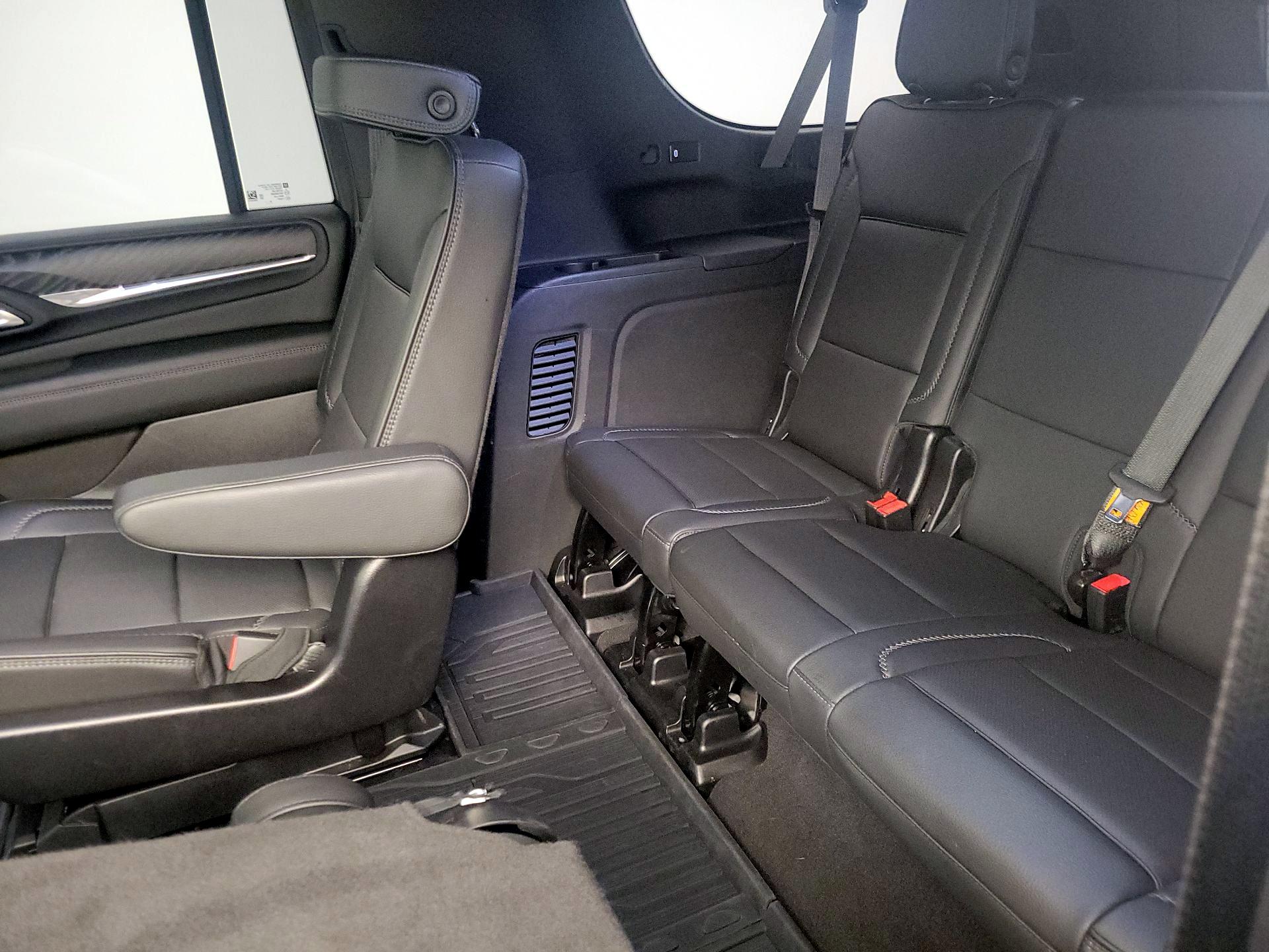 Thumbnail: 2024 GMC Yukon XL - 20