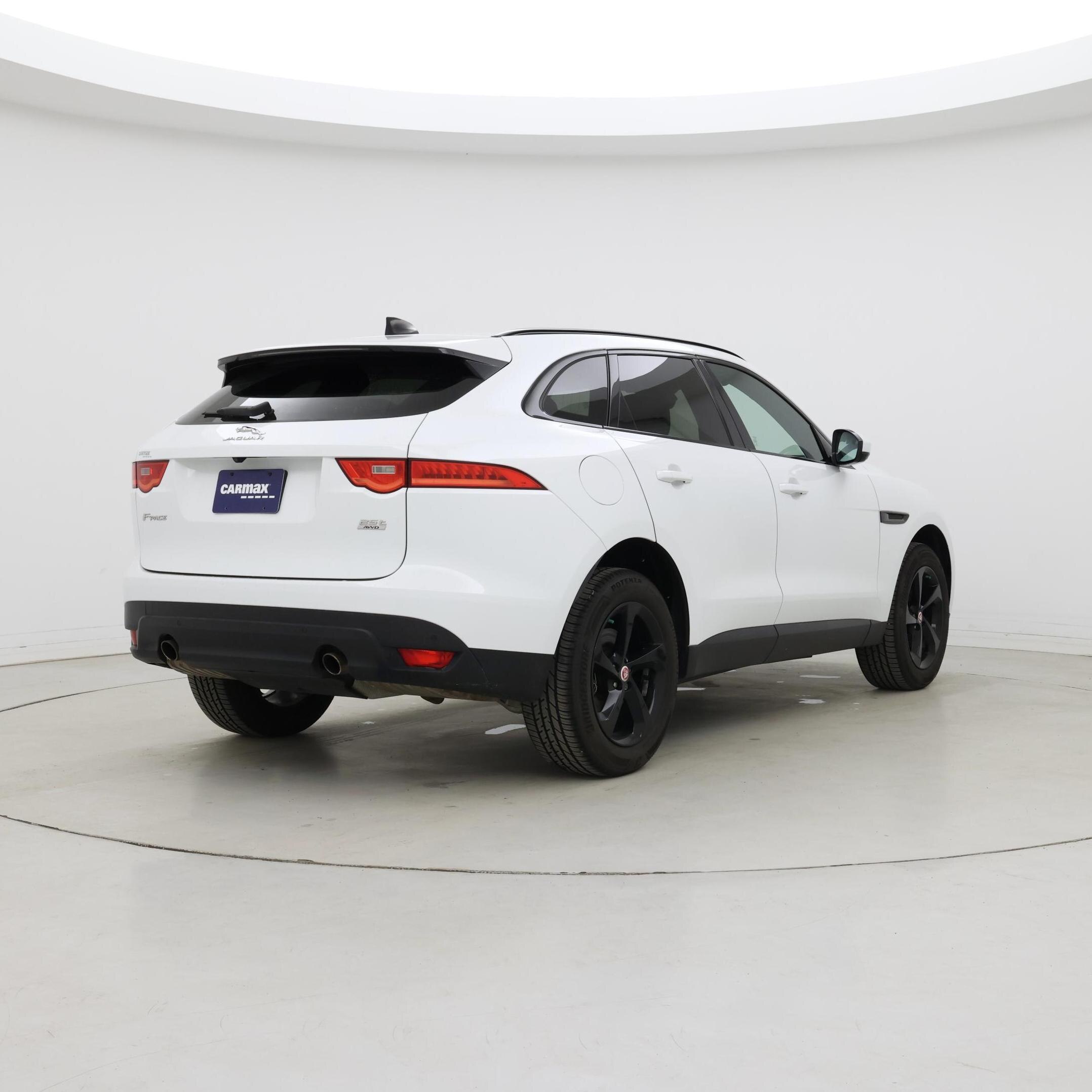 Thumbnail: 2020 Jaguar F-Pace - 8