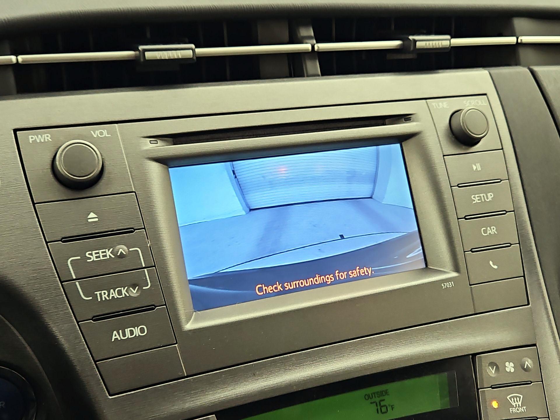 Thumbnail: 2015 Toyota Prius - 14