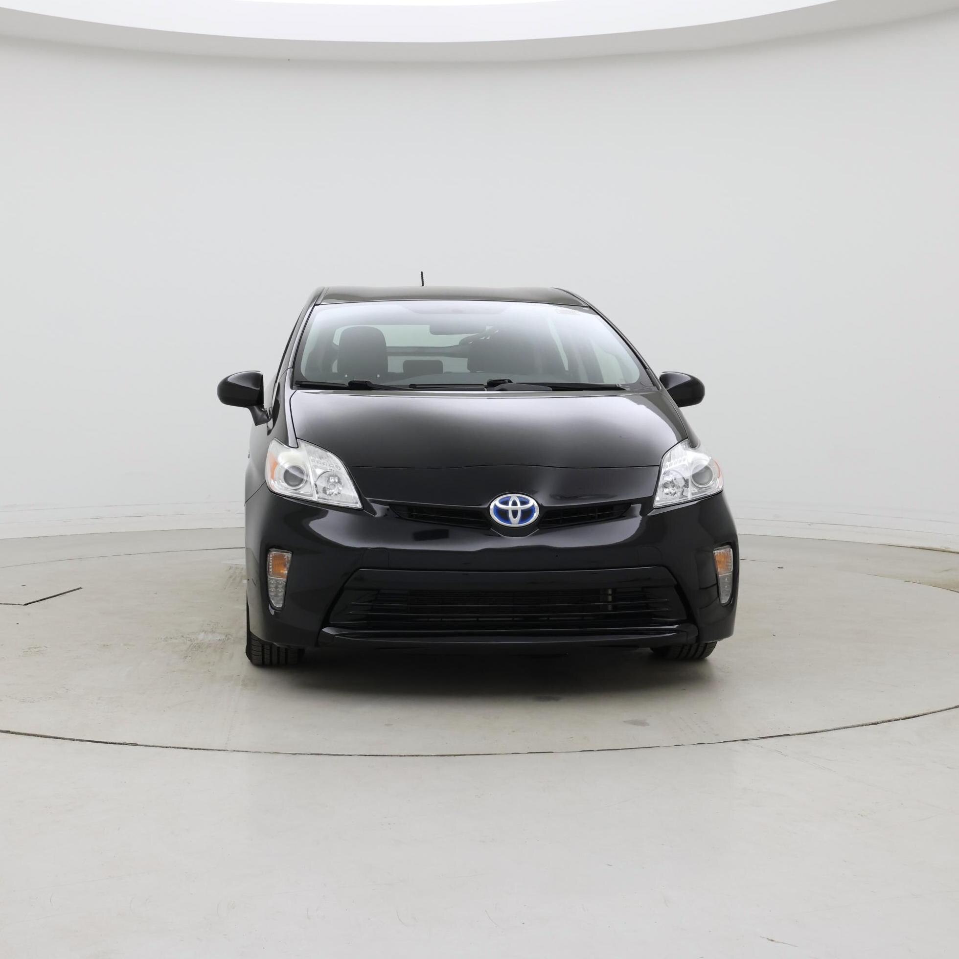 Thumbnail: 2015 Toyota Prius - 5