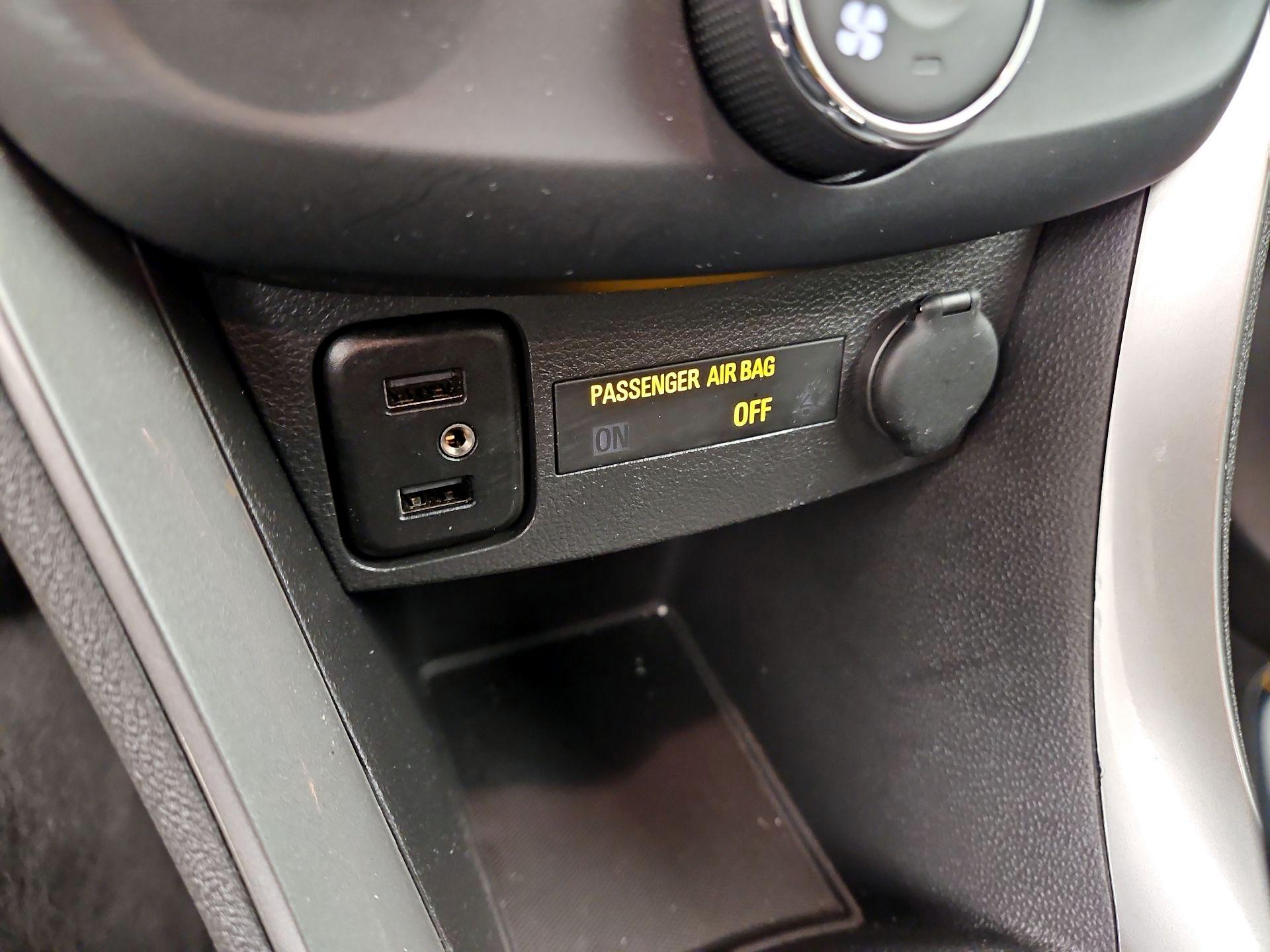 Thumbnail: 2020 Chevrolet Trax - 18