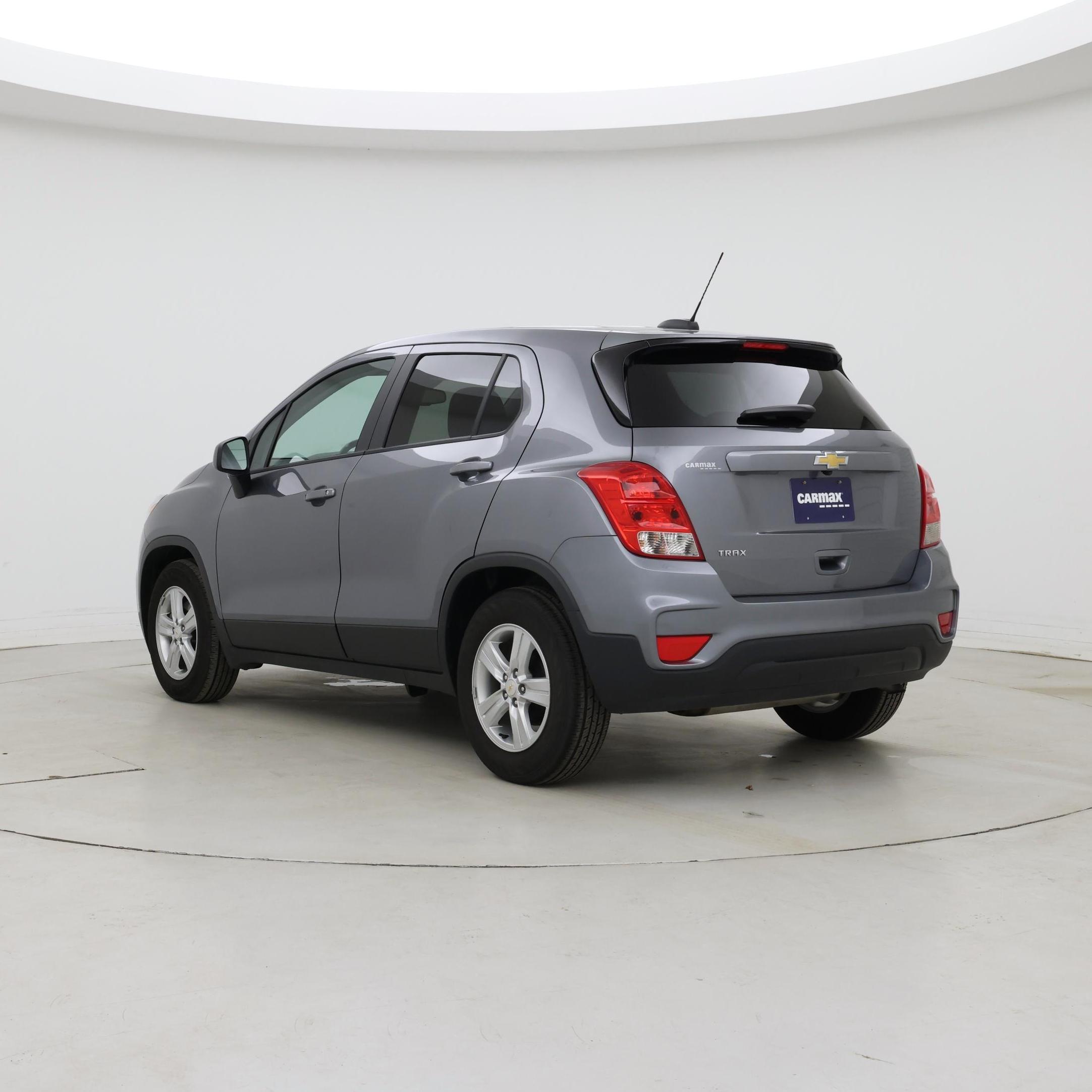 Thumbnail: 2020 Chevrolet Trax - 2