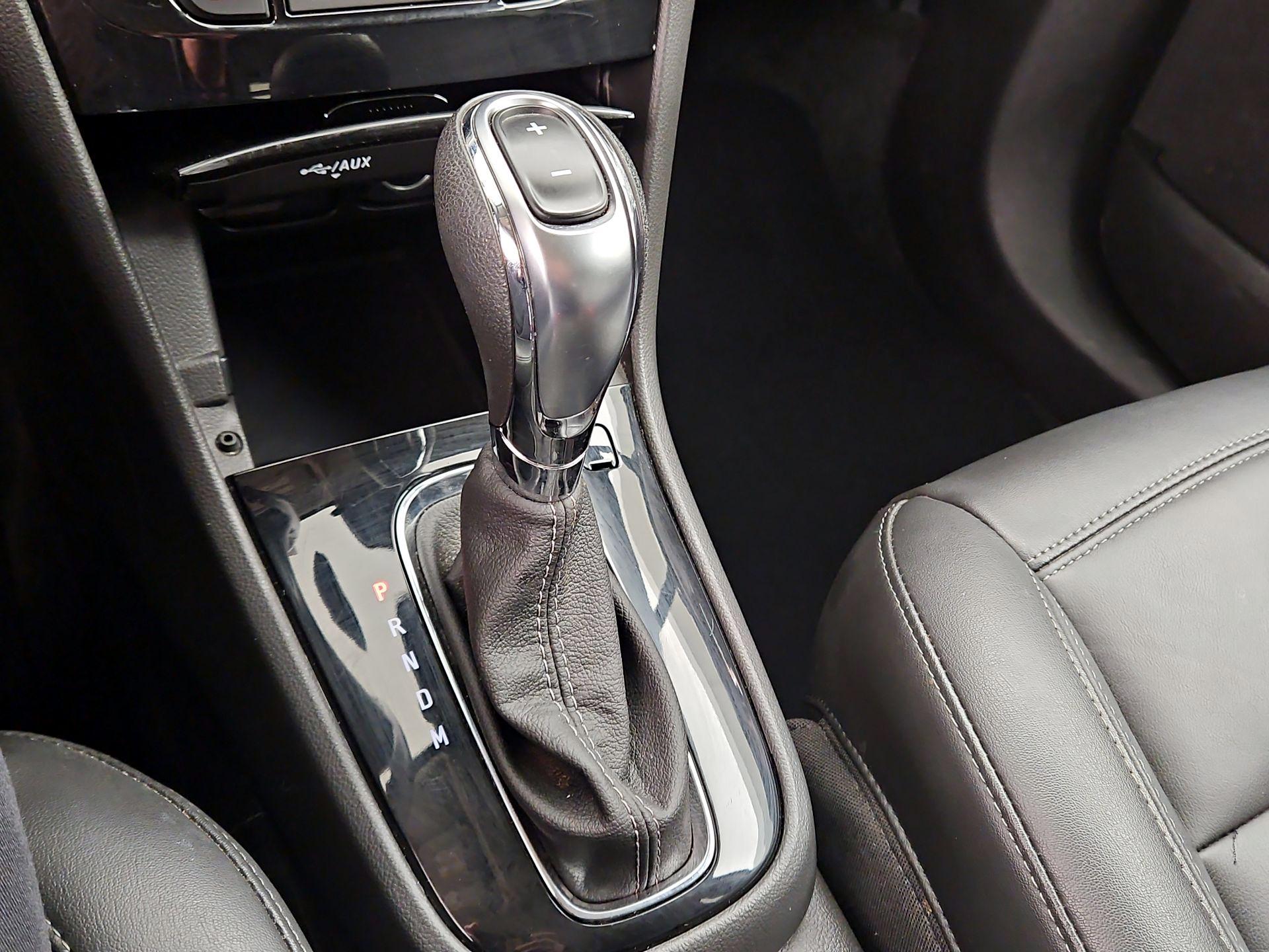 Thumbnail: 2019 Buick Encore - 17