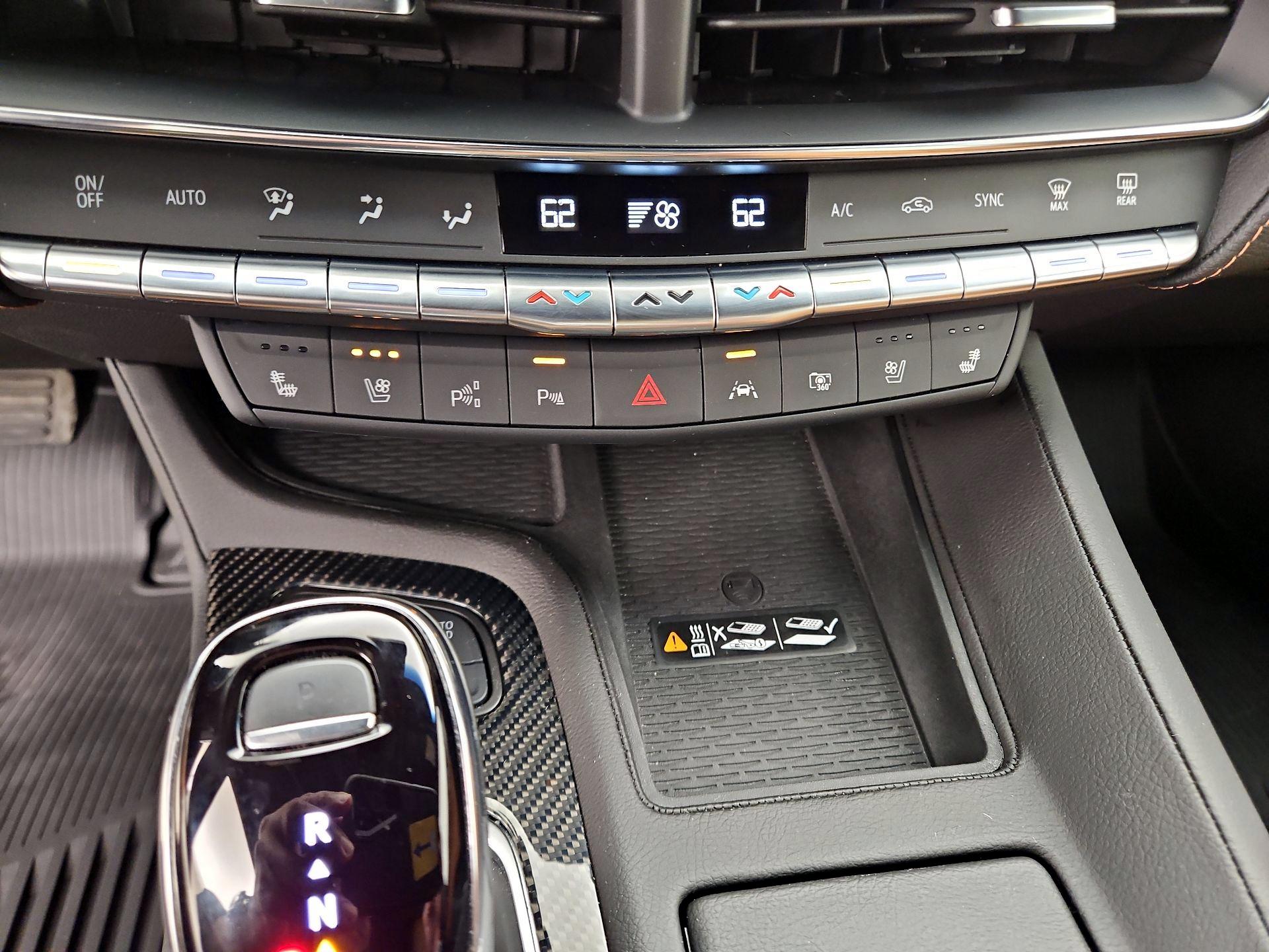 Thumbnail: 2023 Cadillac CT5 - 17