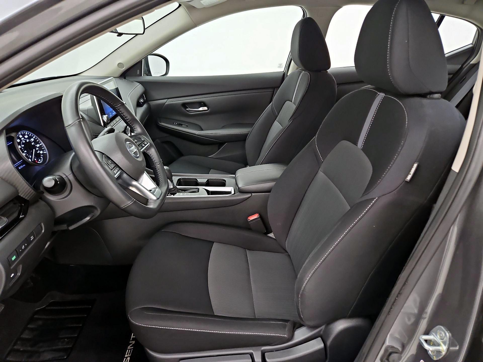 Thumbnail: 2021 Nissan Sentra - 11