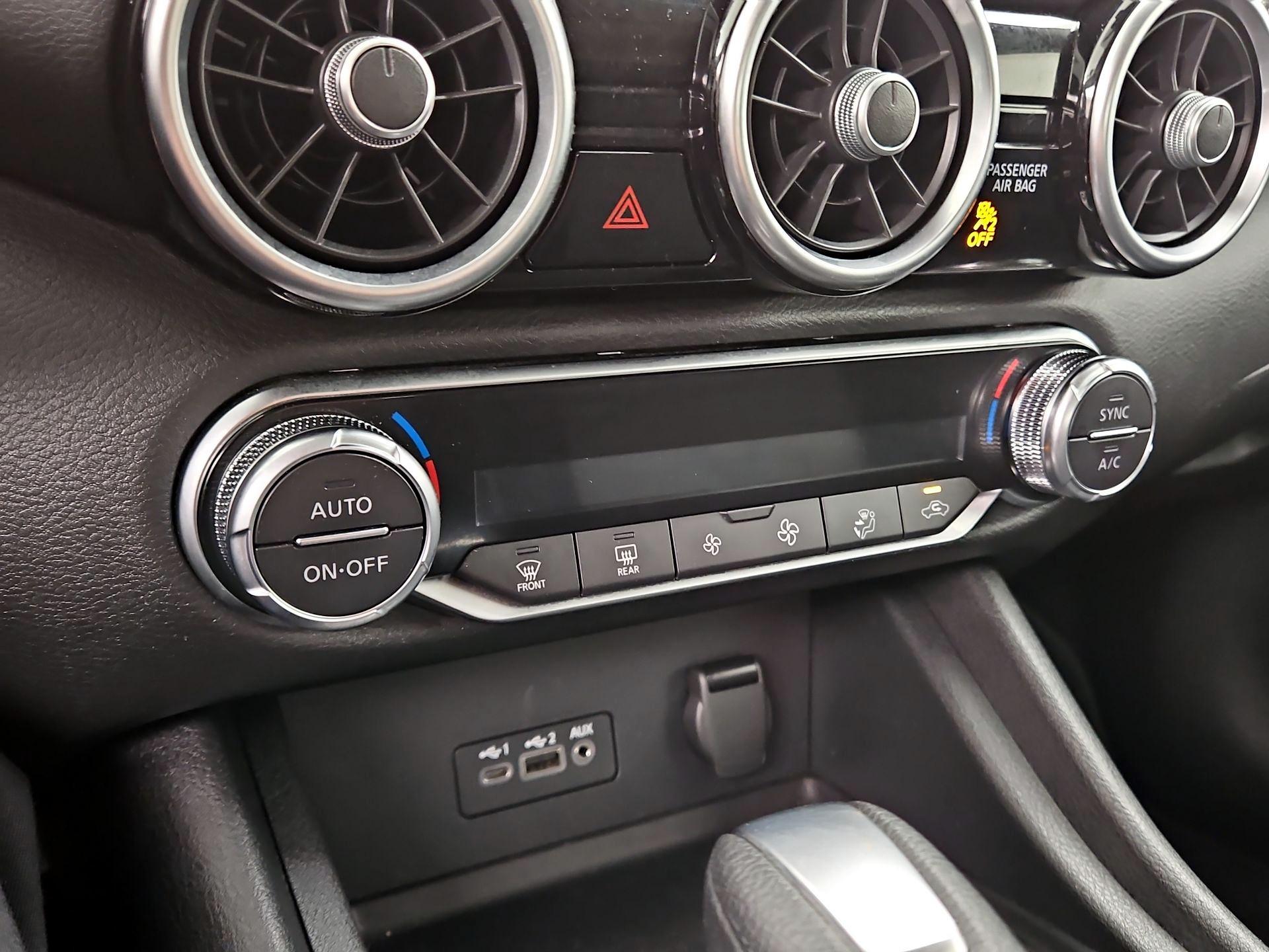 Thumbnail: 2021 Nissan Sentra - 16