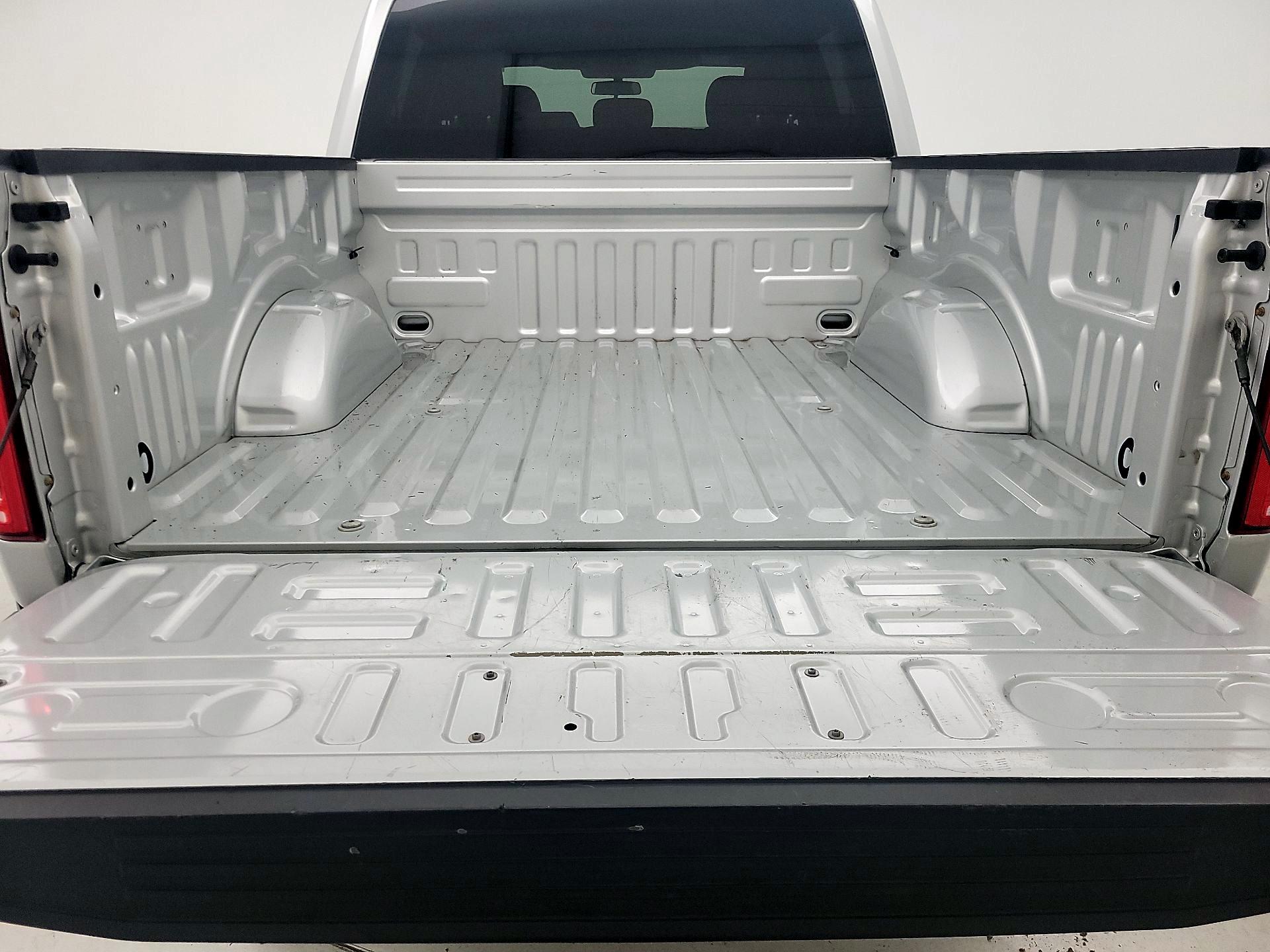 Thumbnail: 2017 Ford F-150 - 20