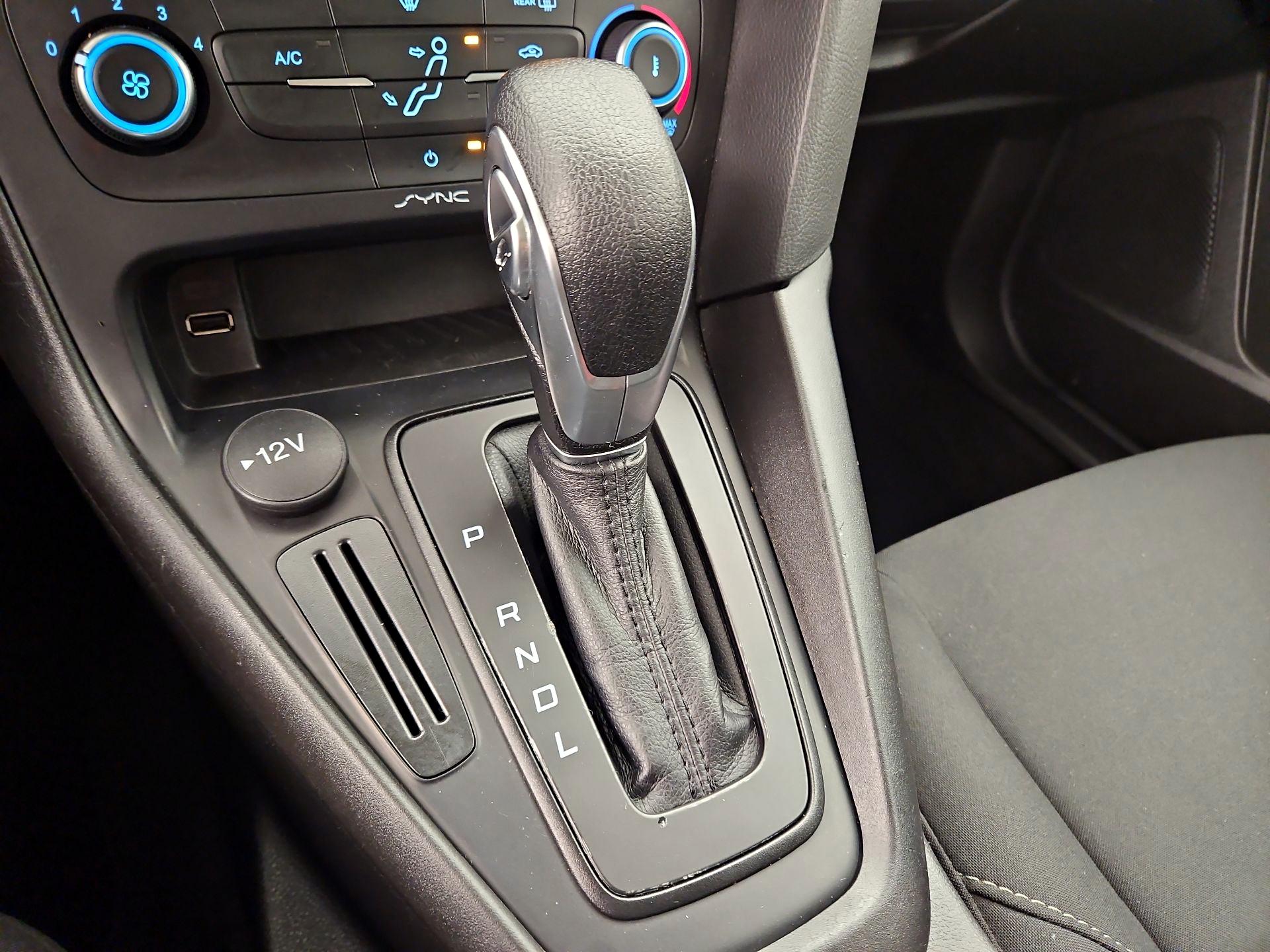 Thumbnail: 2018 Ford Focus - 17