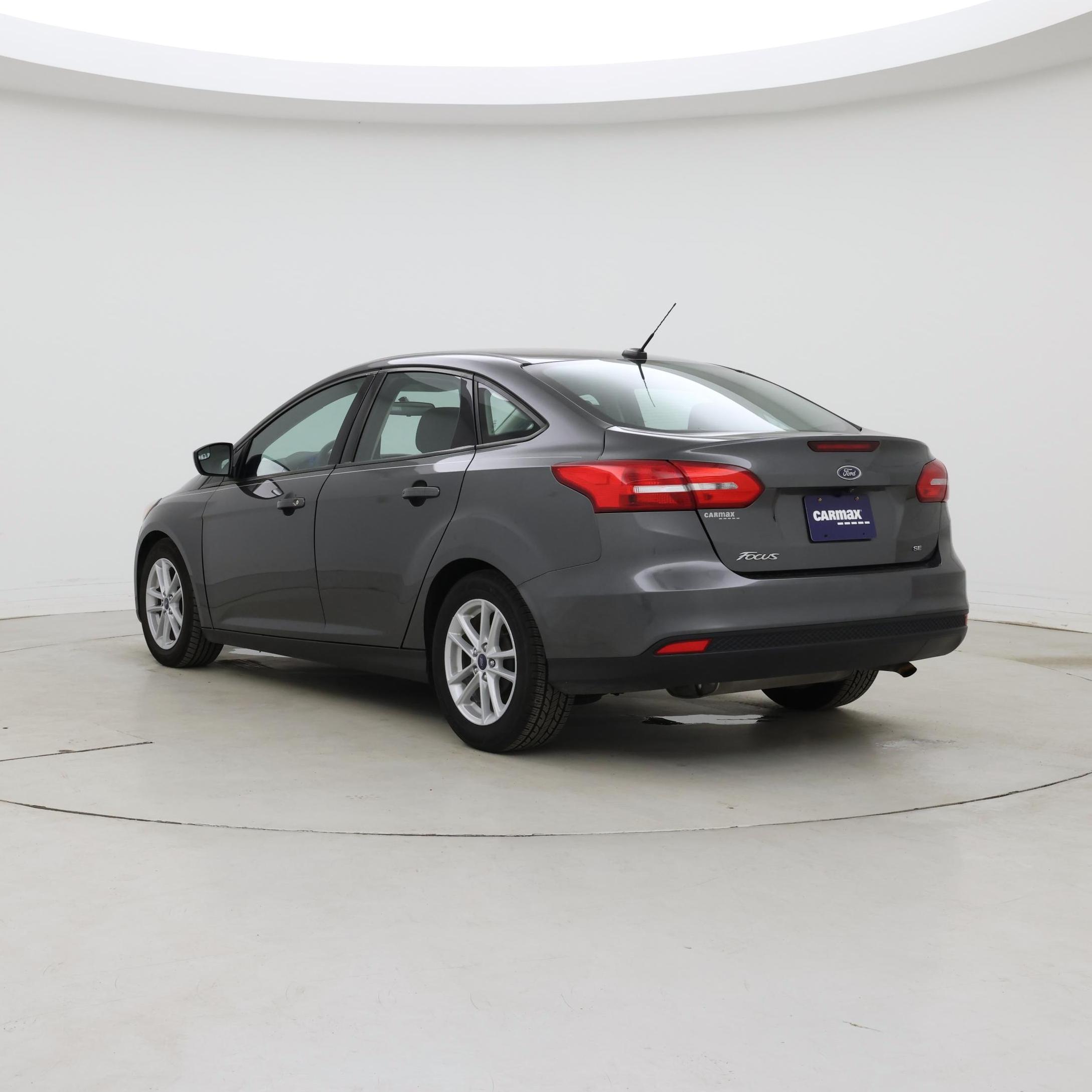 Thumbnail: 2018 Ford Focus - 2