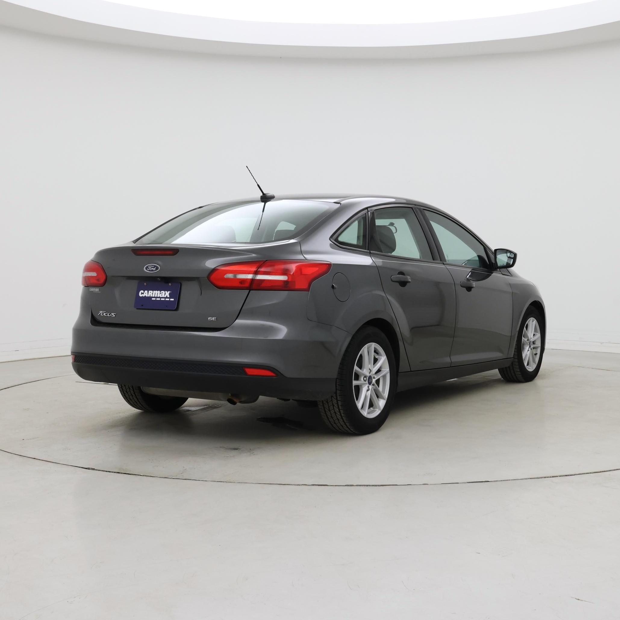 Thumbnail: 2018 Ford Focus - 8