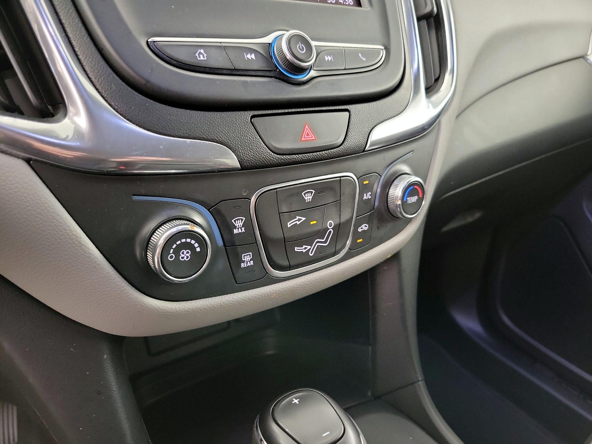 Thumbnail: 2021 Chevrolet Equinox - 16