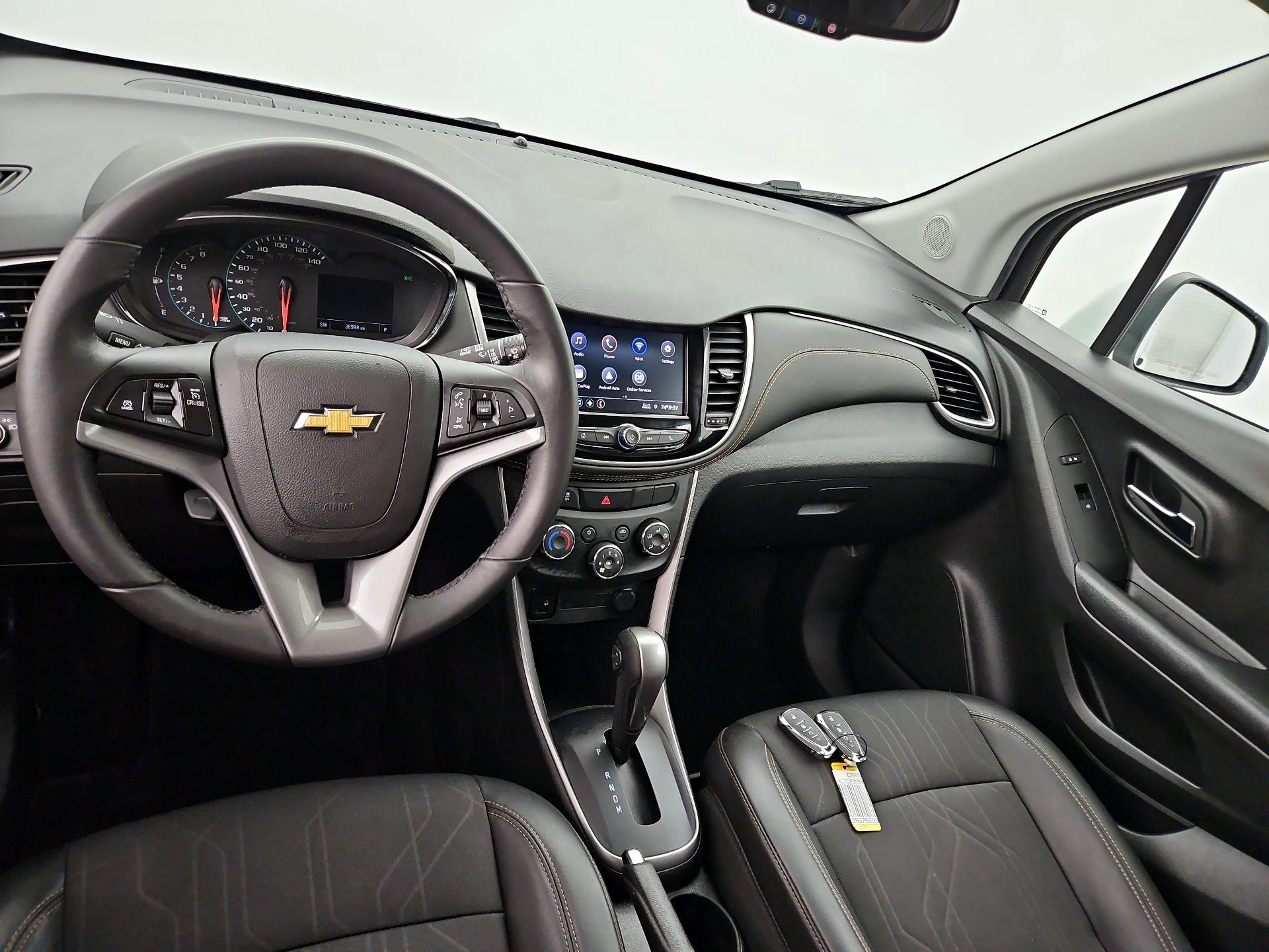 Thumbnail: 2022 Chevrolet Trax - 9