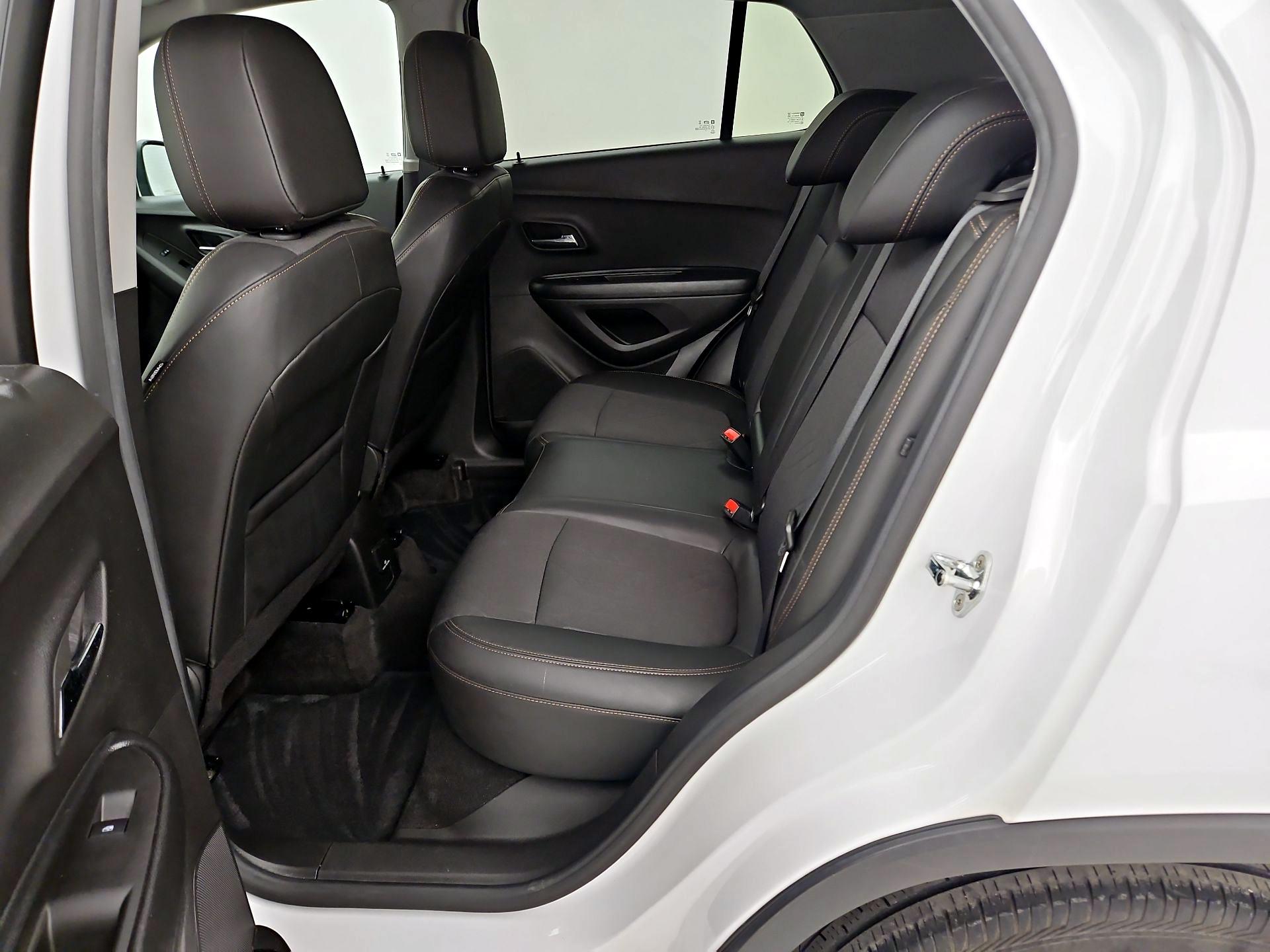 Thumbnail: 2022 Chevrolet Trax - 19