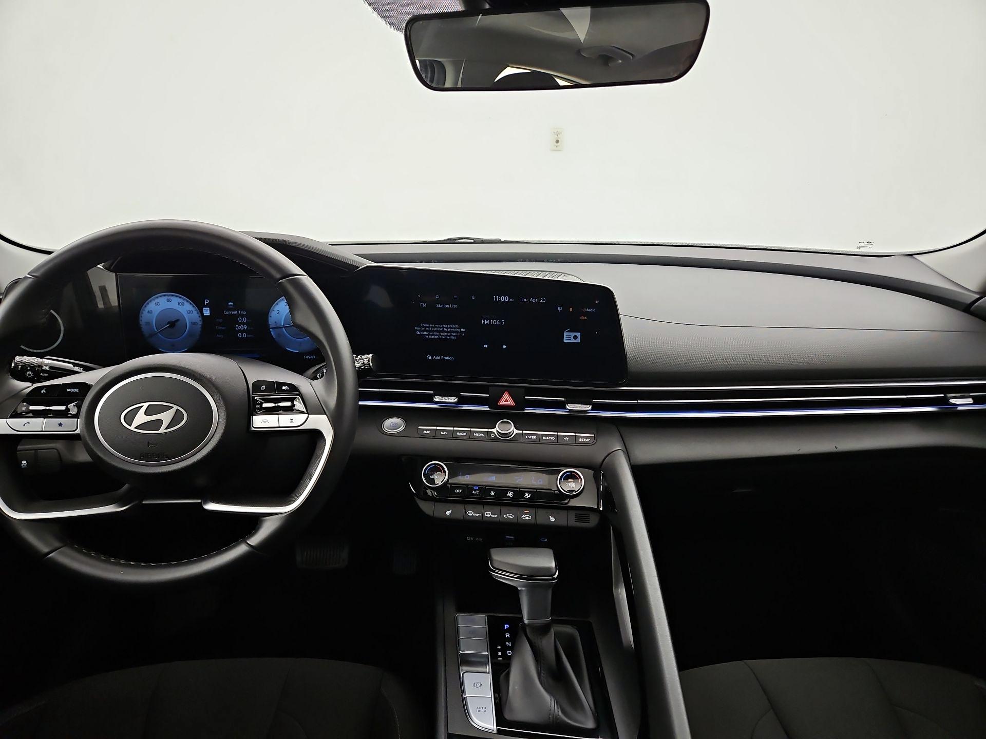 Thumbnail: 2024 Hyundai Elantra - 9