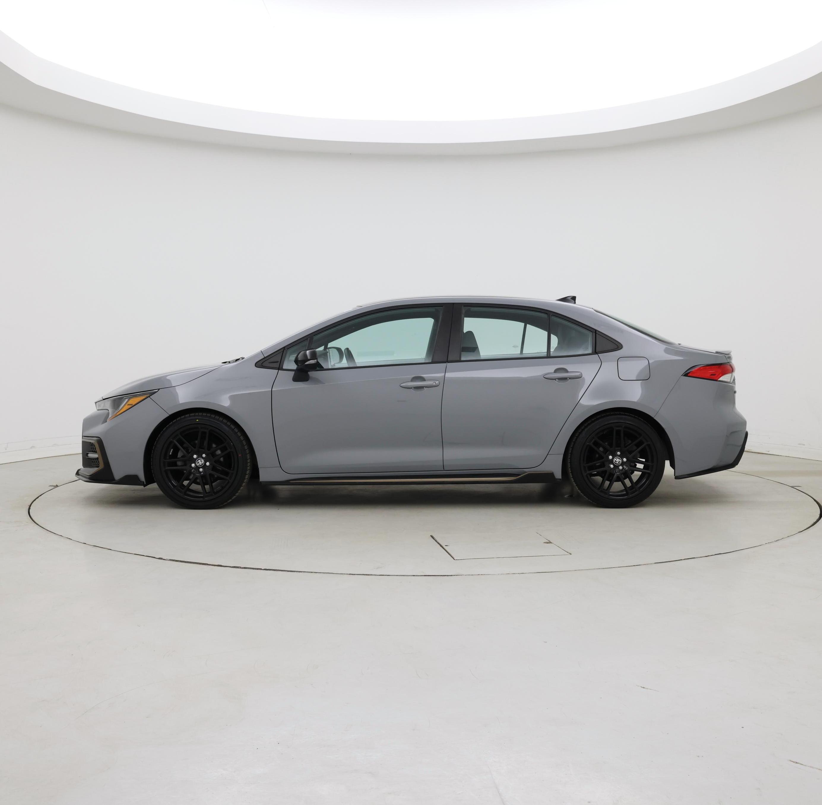 Thumbnail: 2021 Toyota Corolla - 3