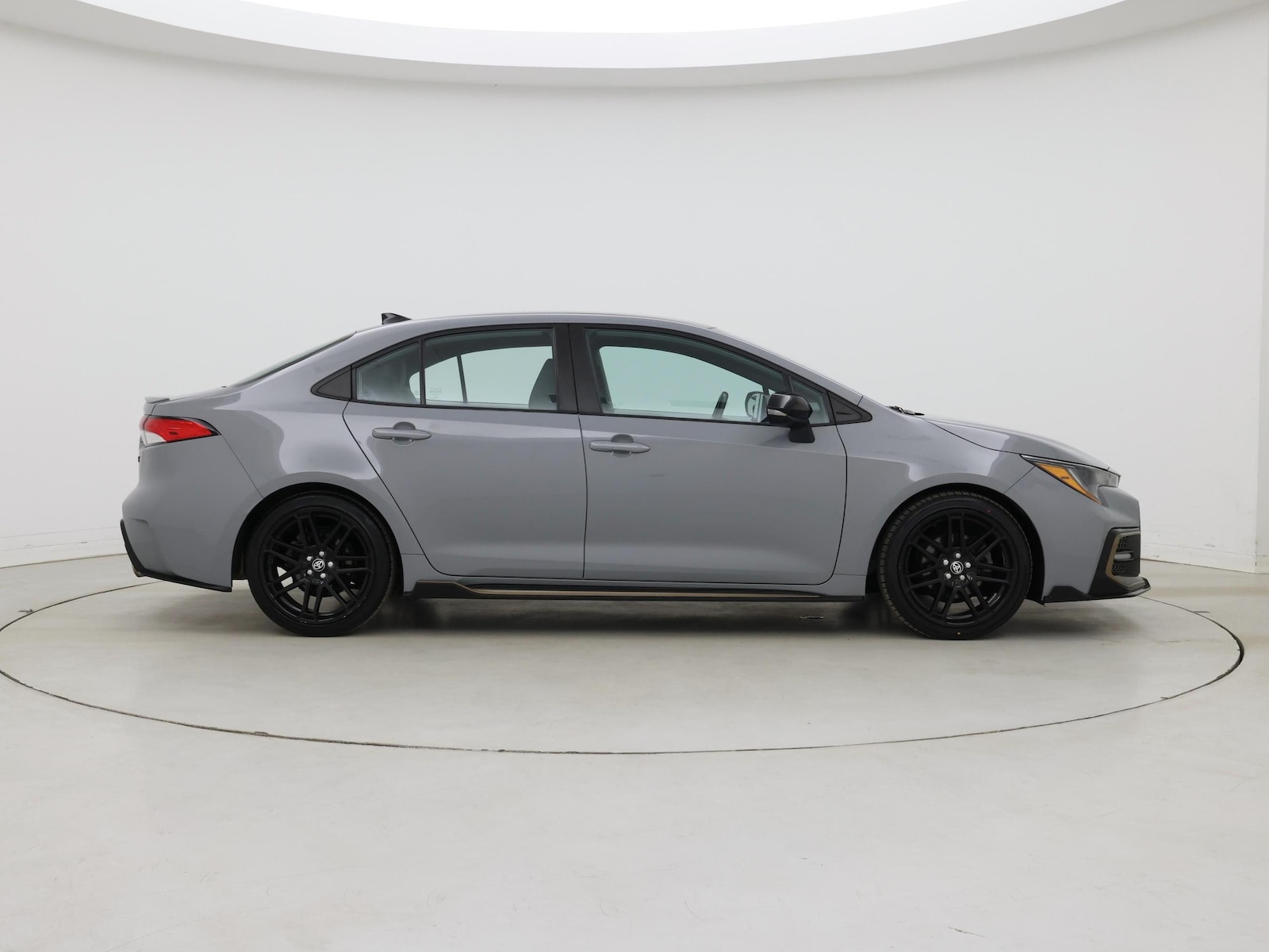 2021 Toyota Corolla SE - Photo 8