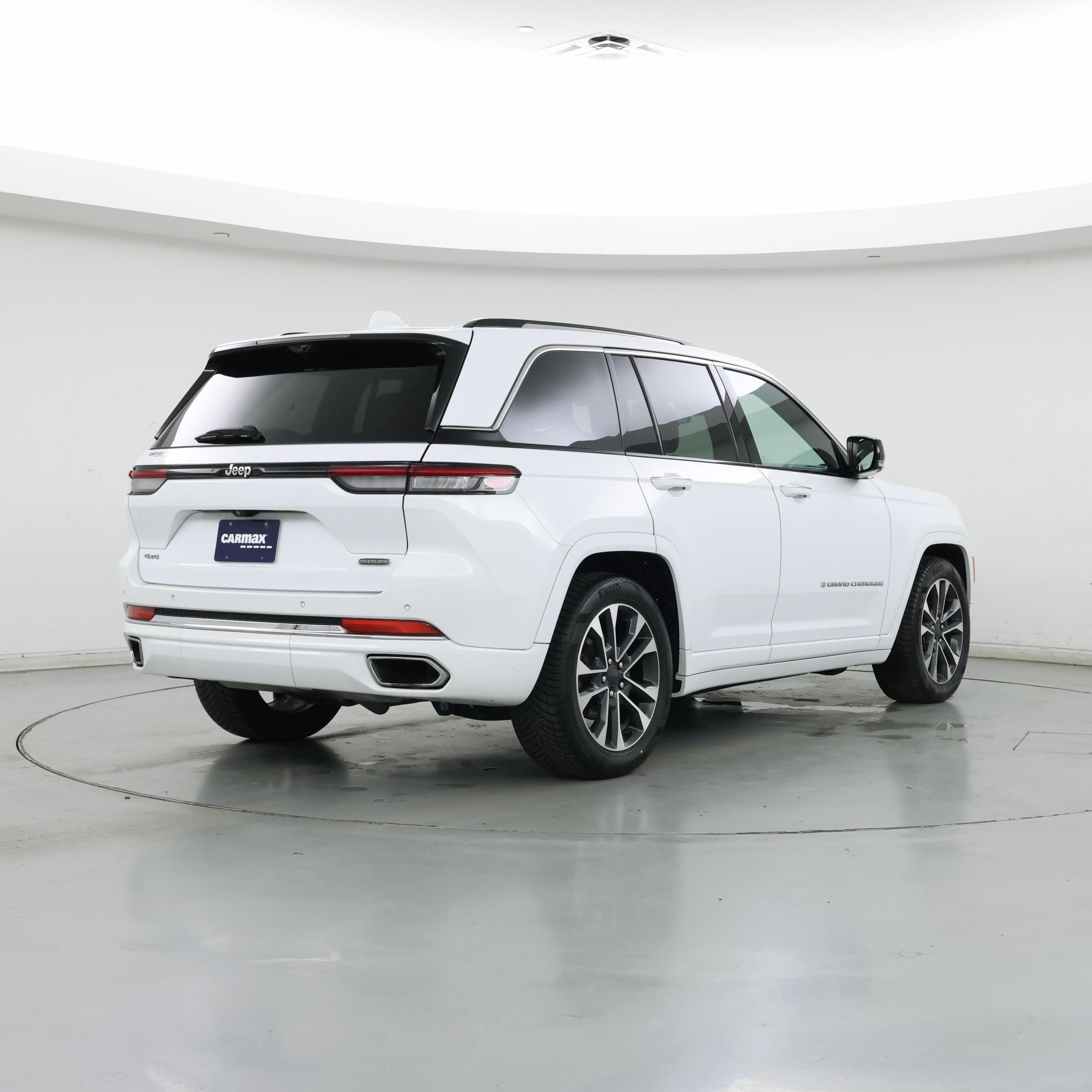 Thumbnail: 2022 Jeep Grand Cherokee - 8