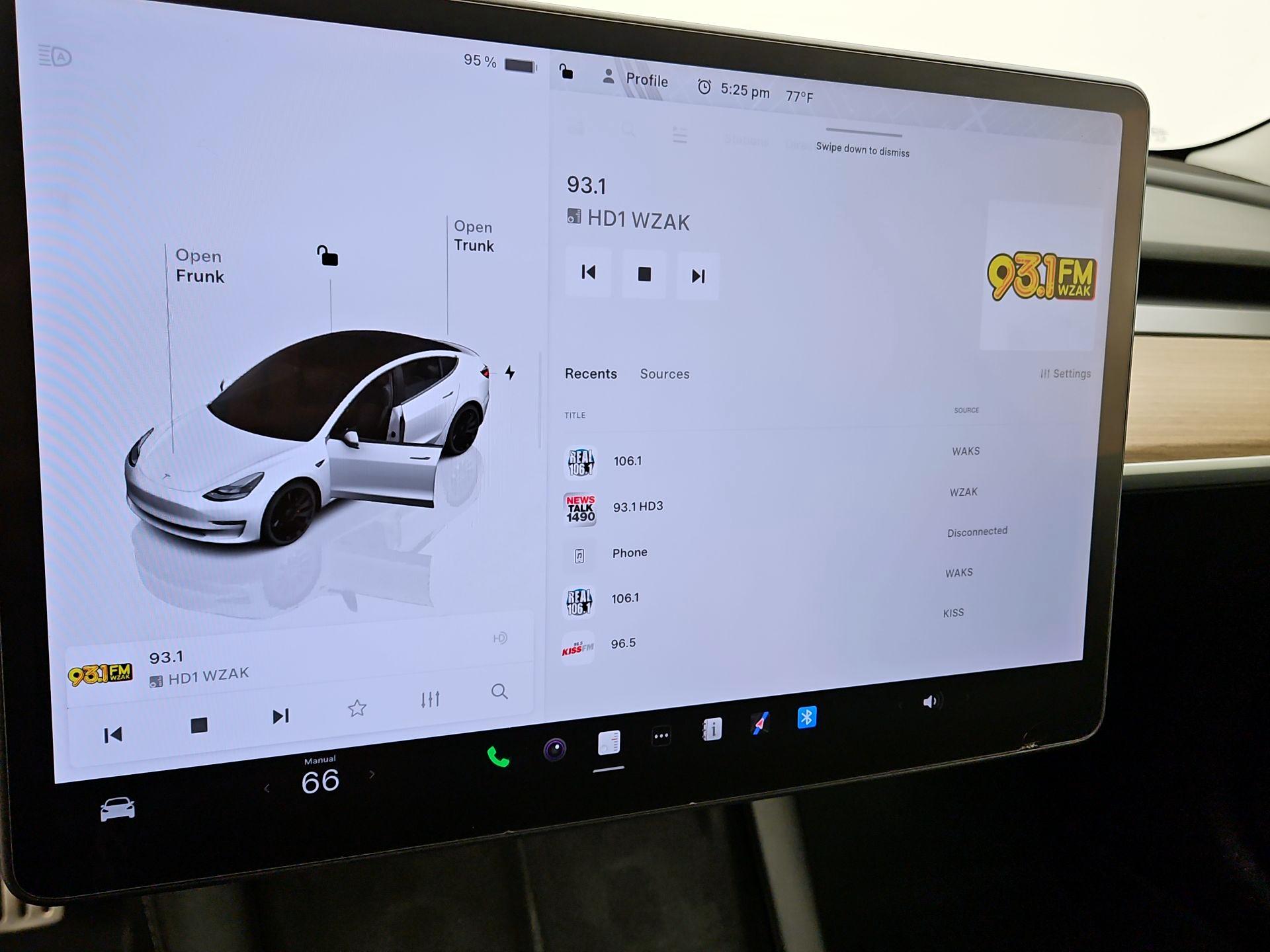 Thumbnail: 2023 Tesla Model 3 - 15
