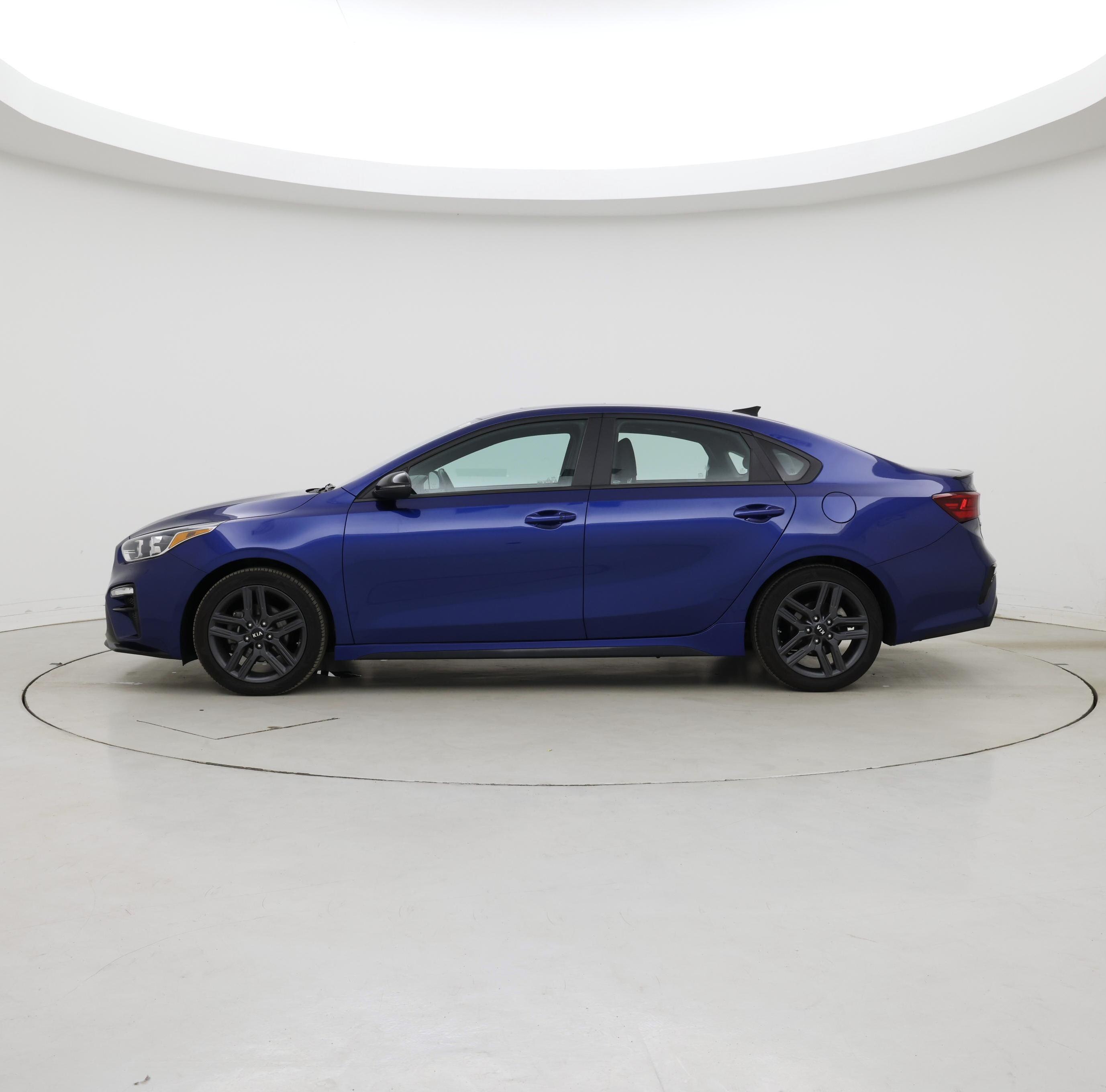 Thumbnail: 2021 Kia Forte - 3