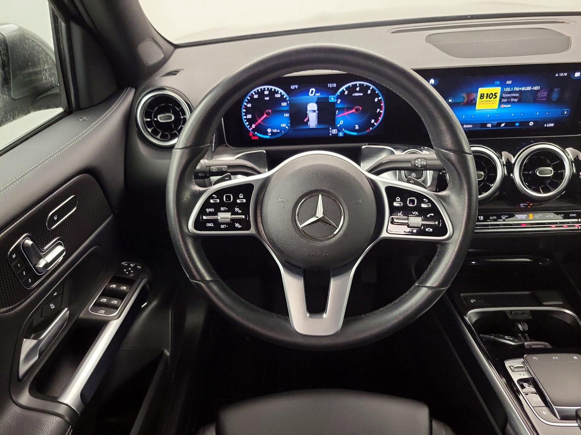 Thumbnail: 2020 Mercedes-Benz GLB - 10