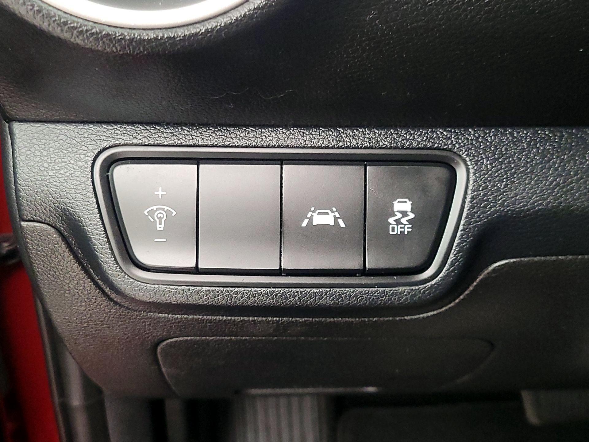 Thumbnail: 2021 Kia Forte - 13