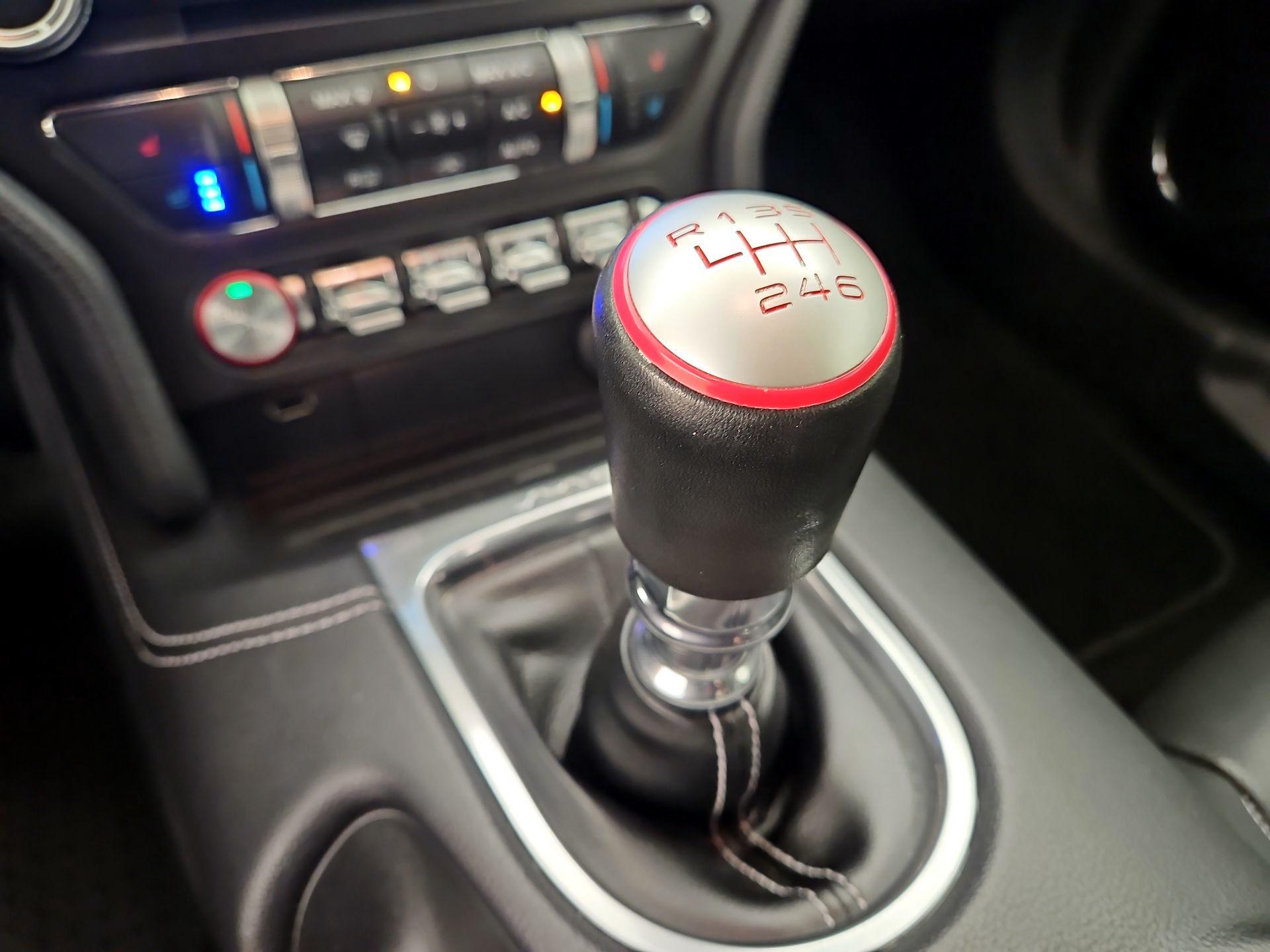 Thumbnail: 2019 Ford Mustang - 18