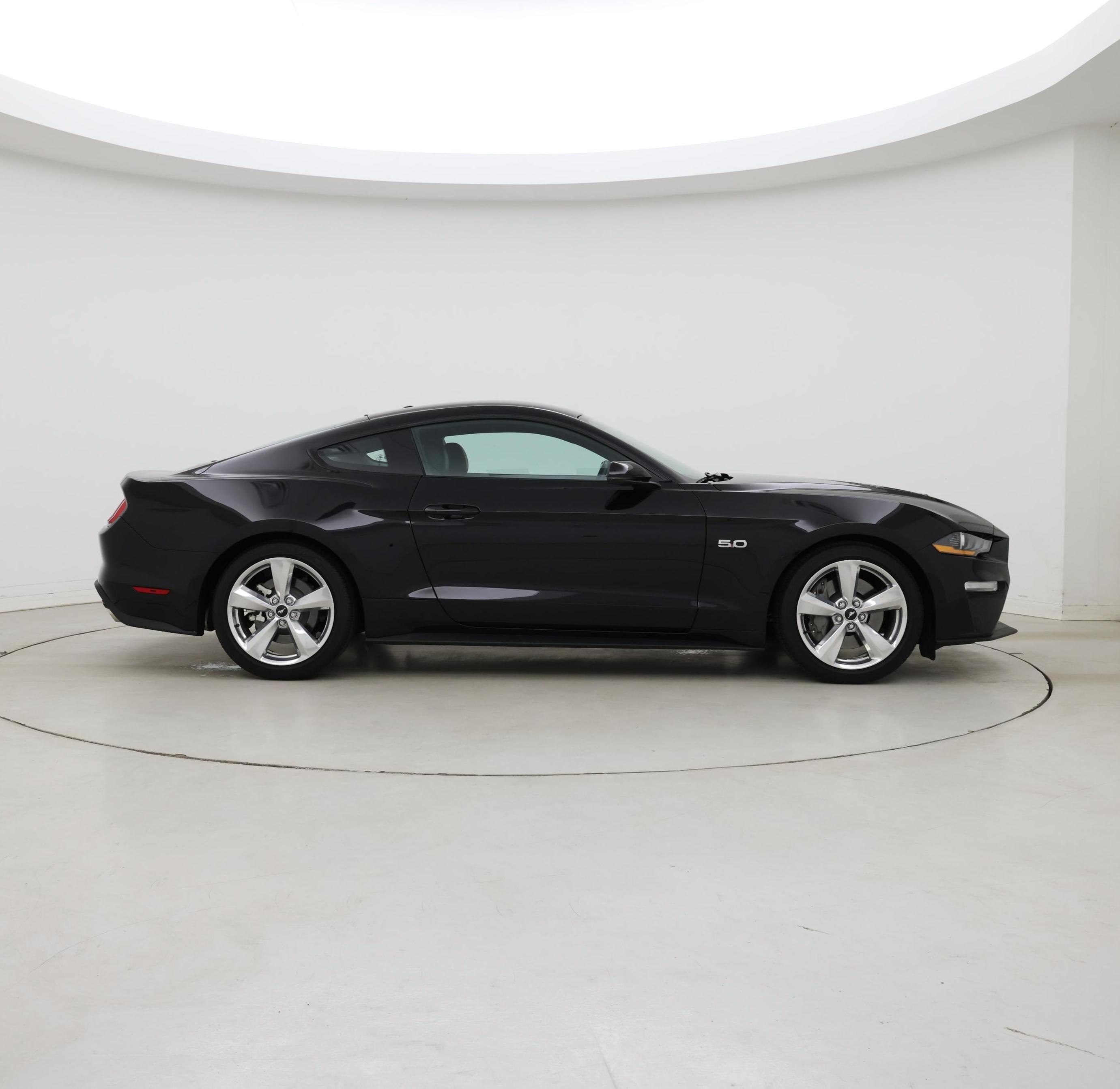 Thumbnail: 2019 Ford Mustang - 7