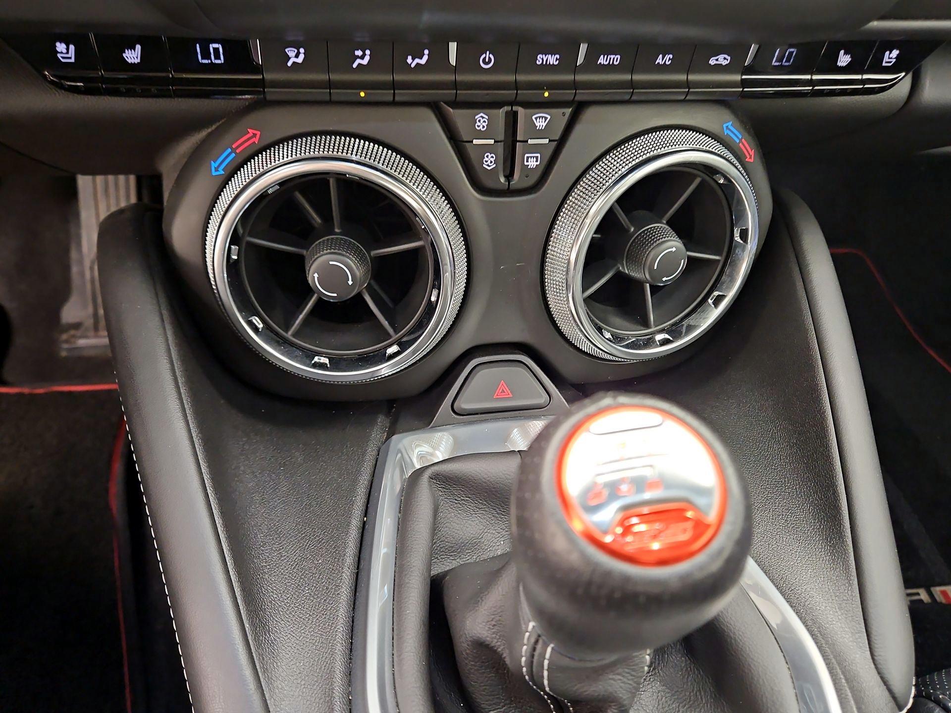 Thumbnail: 2016 Chevrolet Camaro - 17
