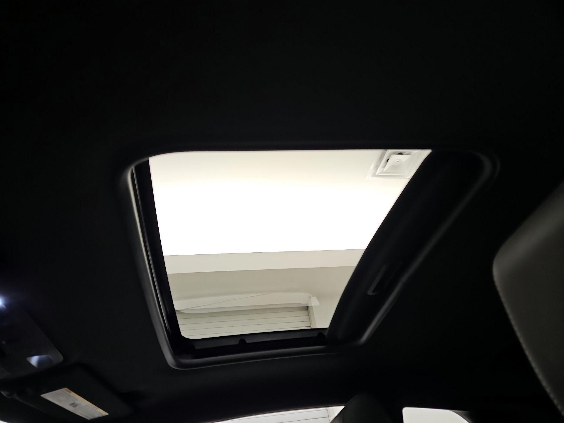 Thumbnail: 2016 Chevrolet Camaro - 20