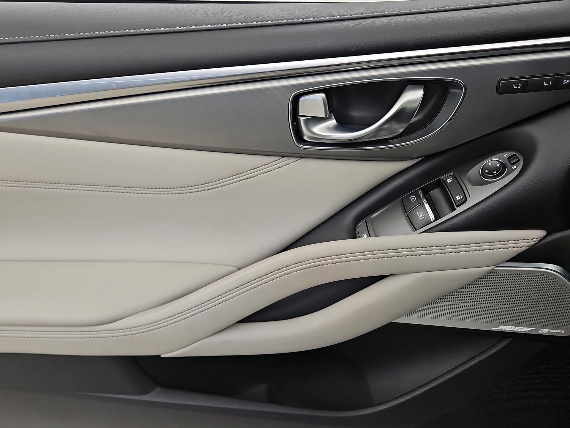 Thumbnail: 2017 INFINITI Q60 - 12