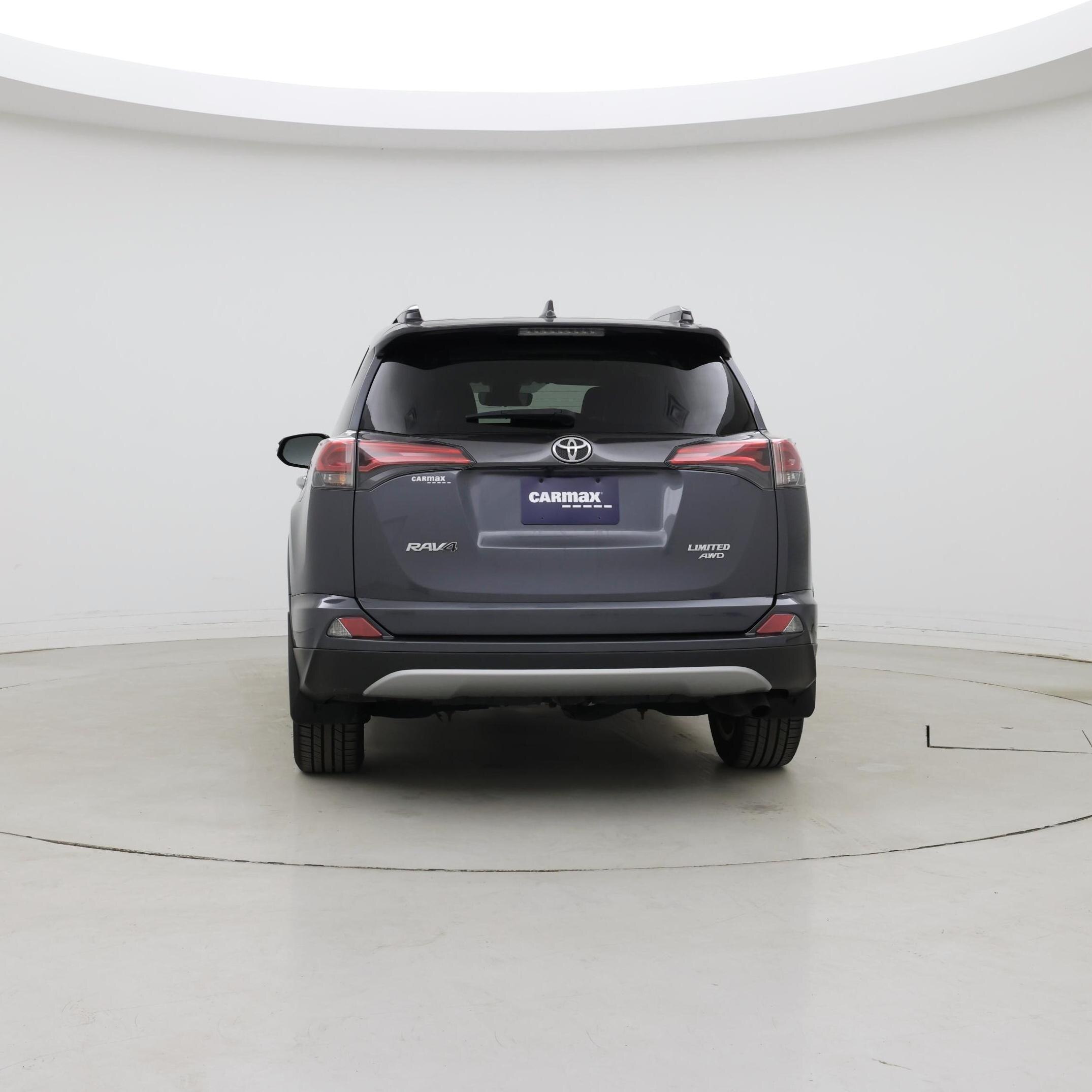 Thumbnail: 2018 Toyota RAV4 - 6