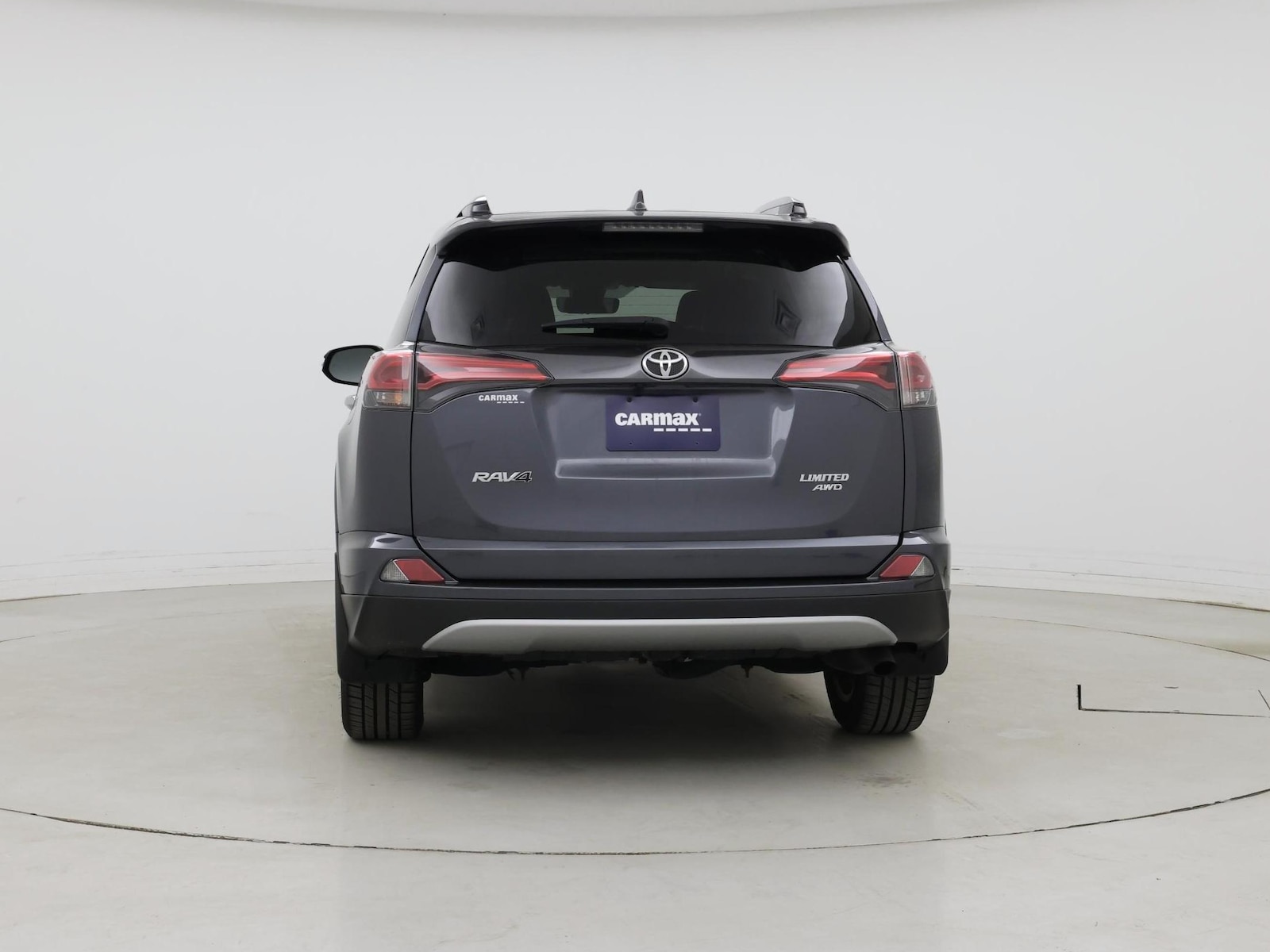2018 Toyota RAV4 Limited - Photo 7