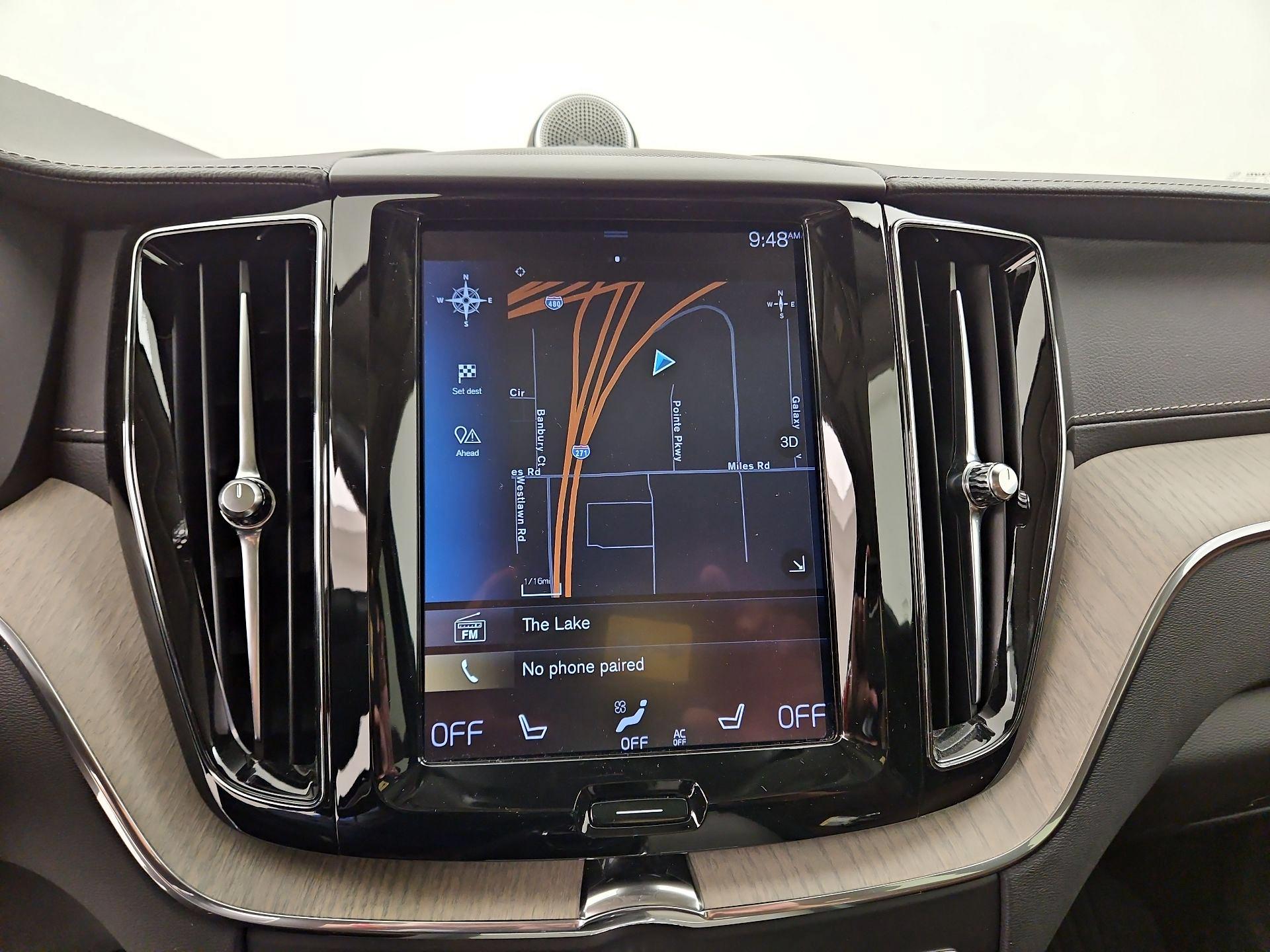 Thumbnail: 2018 Volvo XC60 - 14