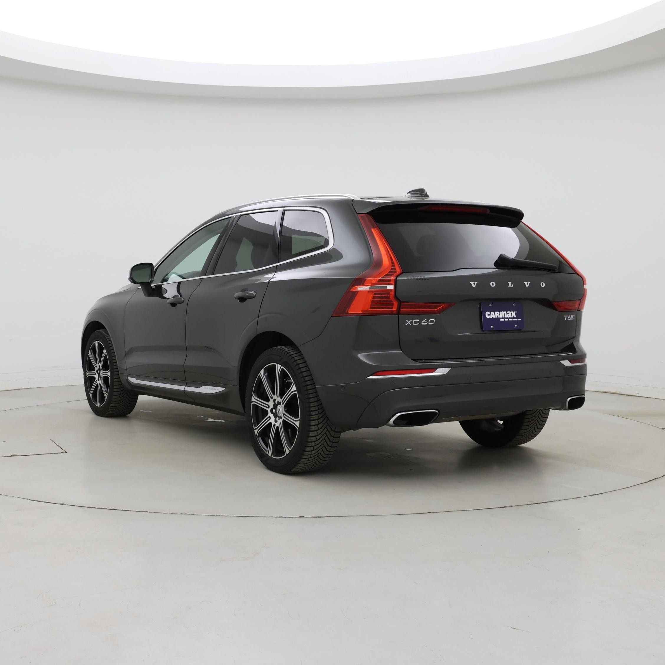 Thumbnail: 2018 Volvo XC60 - 2