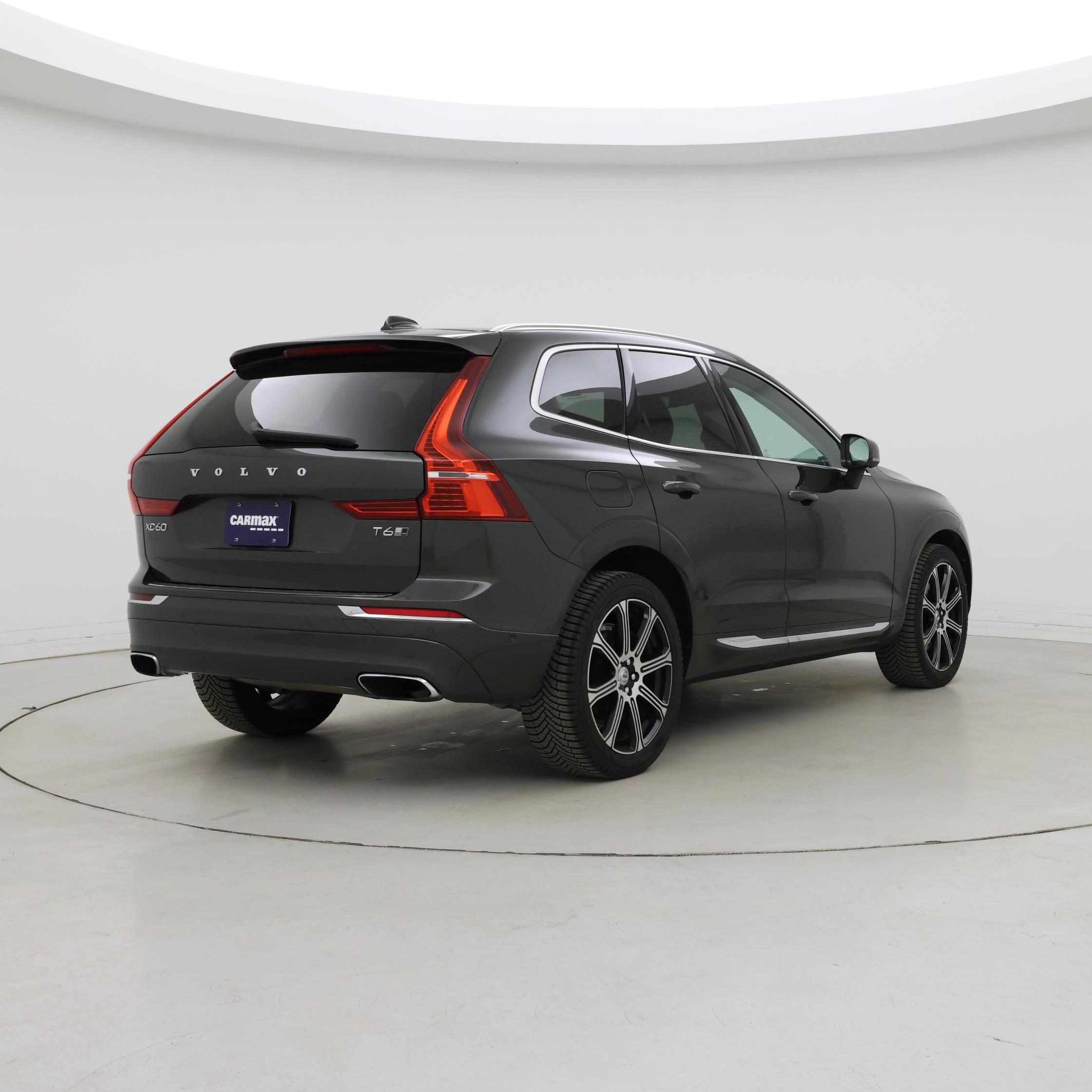 Thumbnail: 2018 Volvo XC60 - 8
