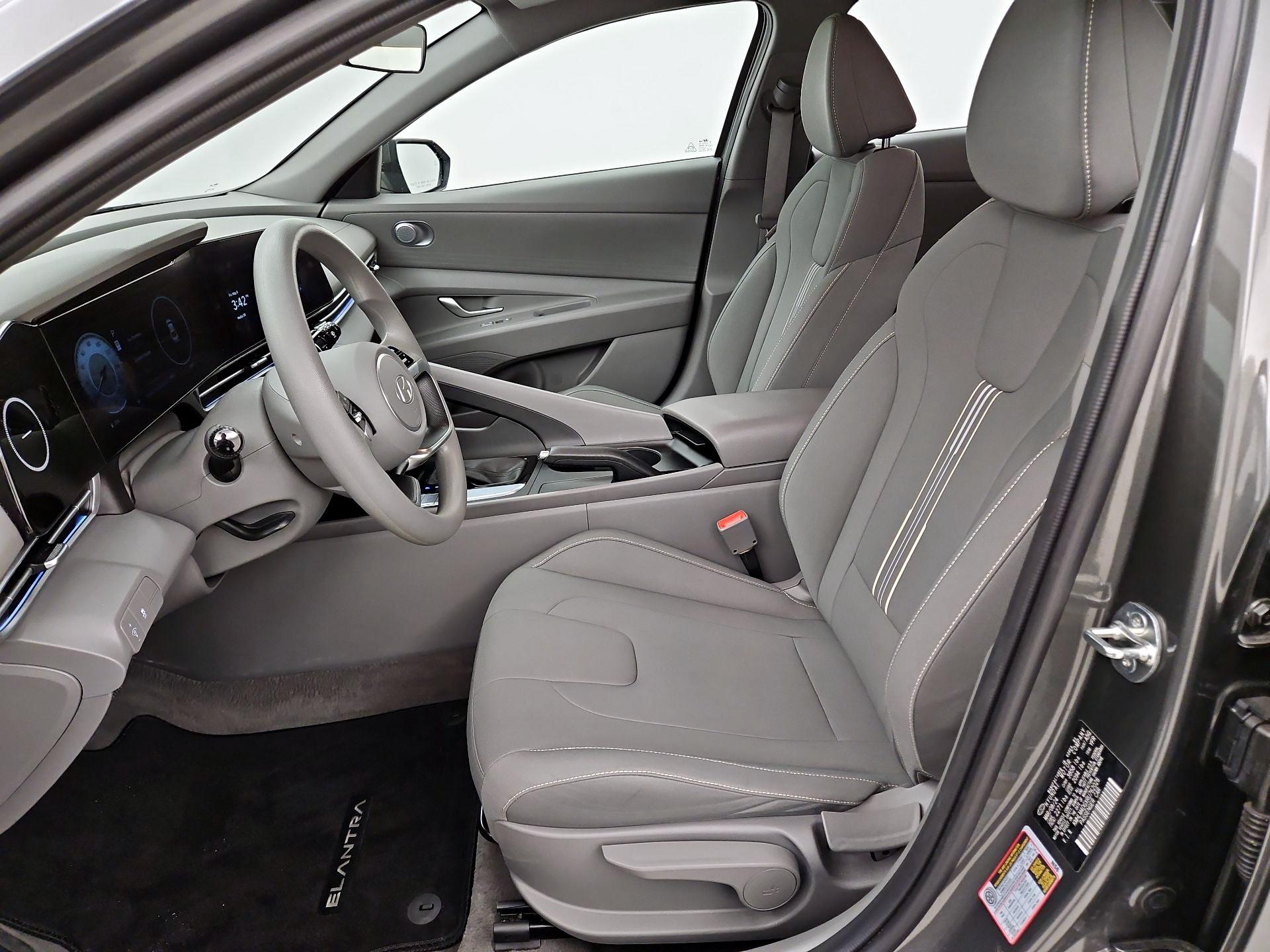 Thumbnail: 2024 Hyundai Elantra - 11