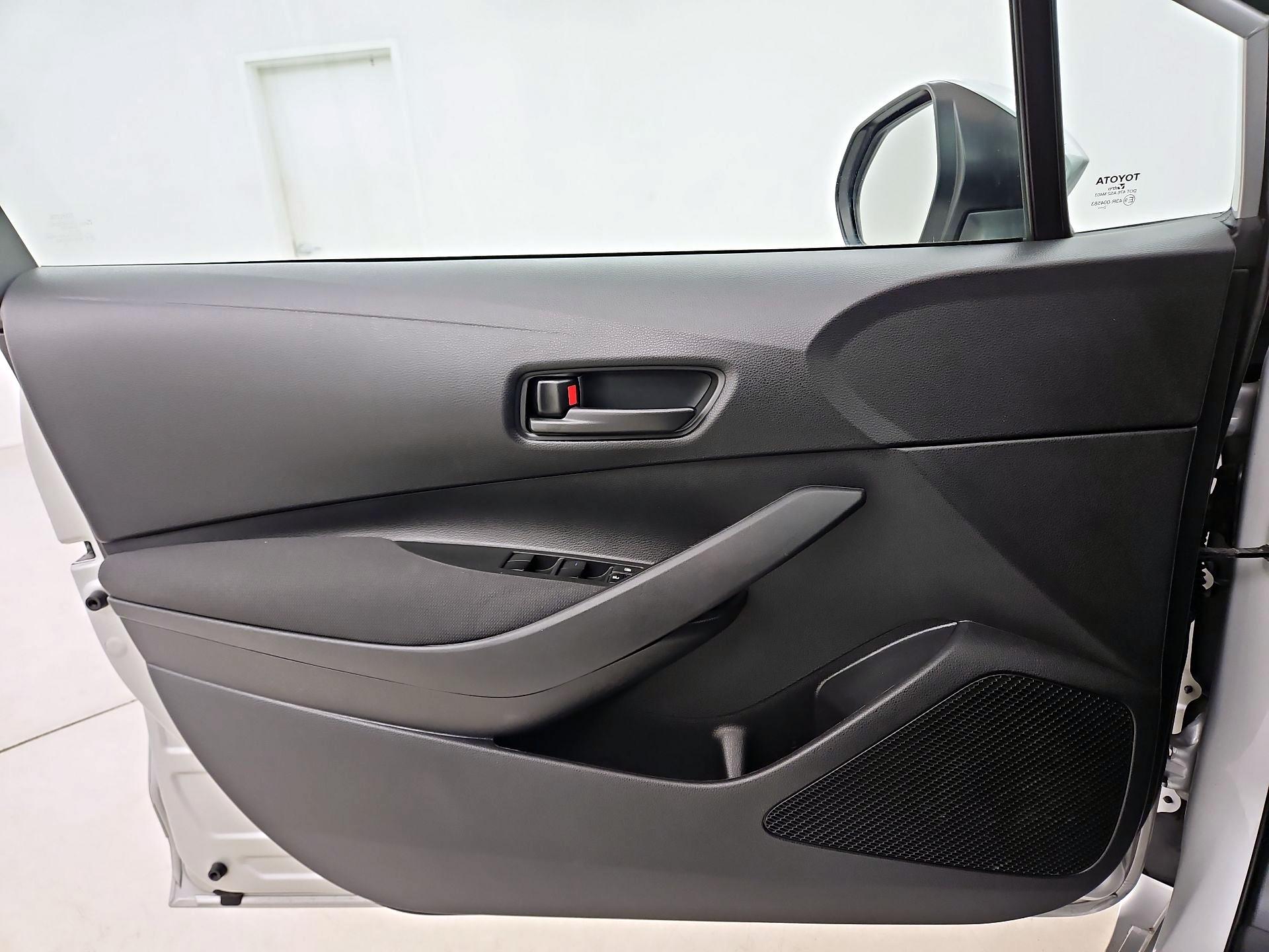 Thumbnail: 2022 Toyota Corolla - 12