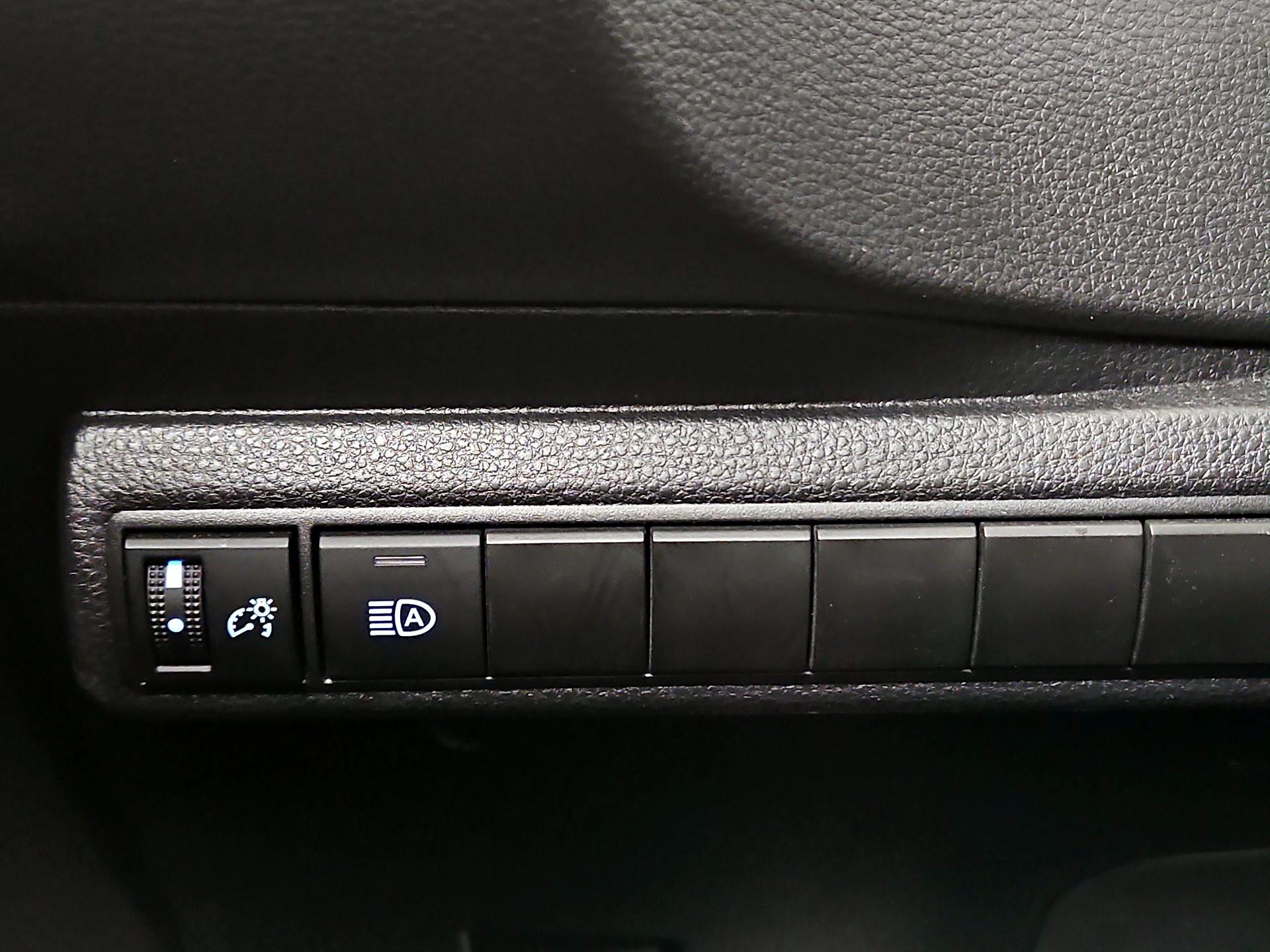 Thumbnail: 2022 Toyota Corolla - 13