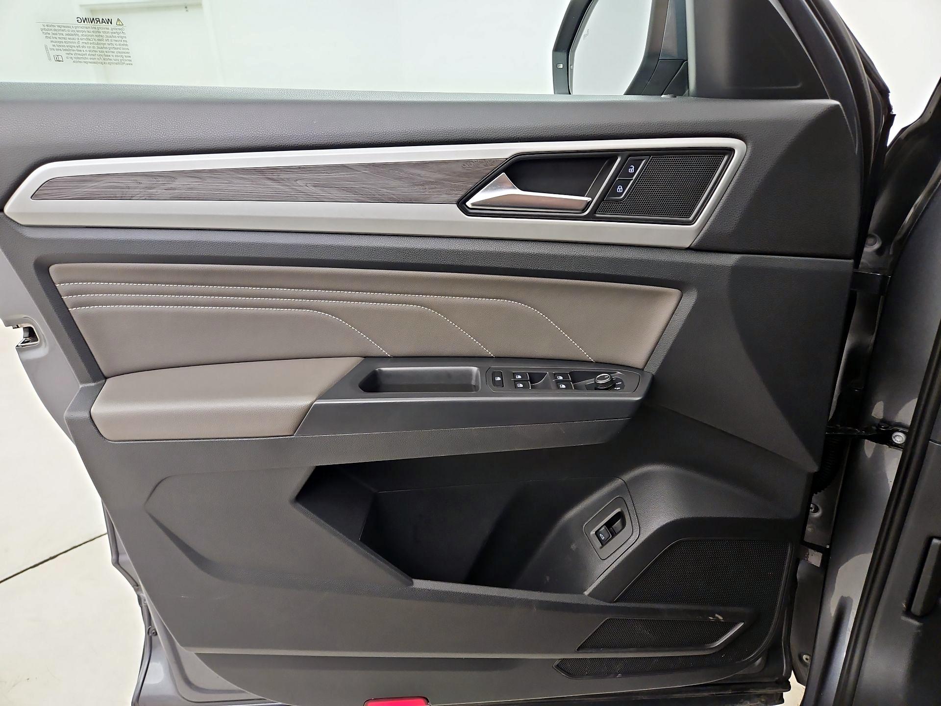 Thumbnail: 2021 Volkswagen Atlas - 12
