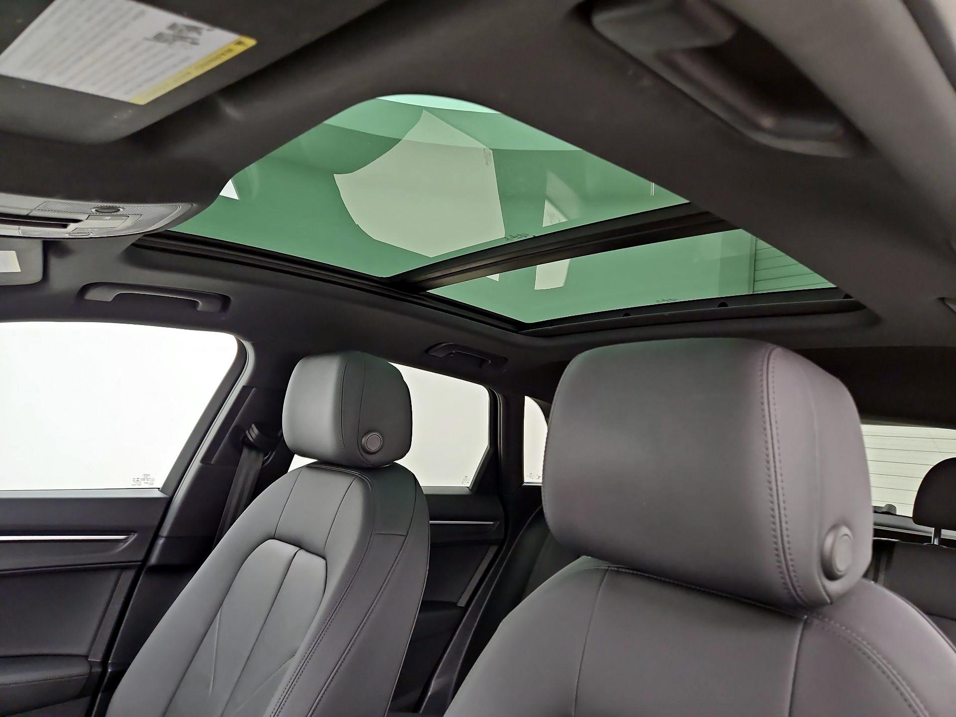 Thumbnail: 2020 Audi Q3 - 19