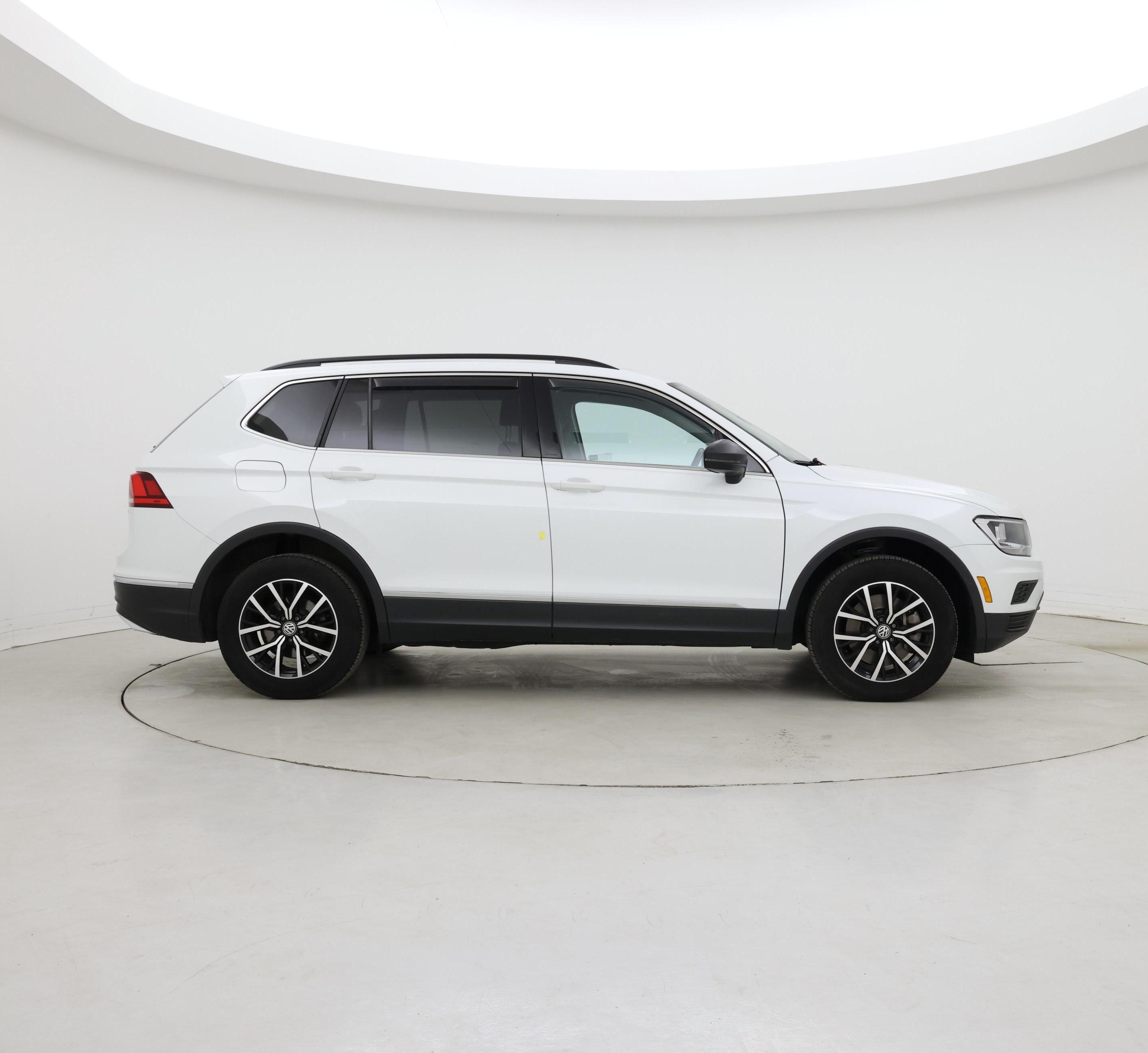 Thumbnail: 2021 Volkswagen Tiguan - 7