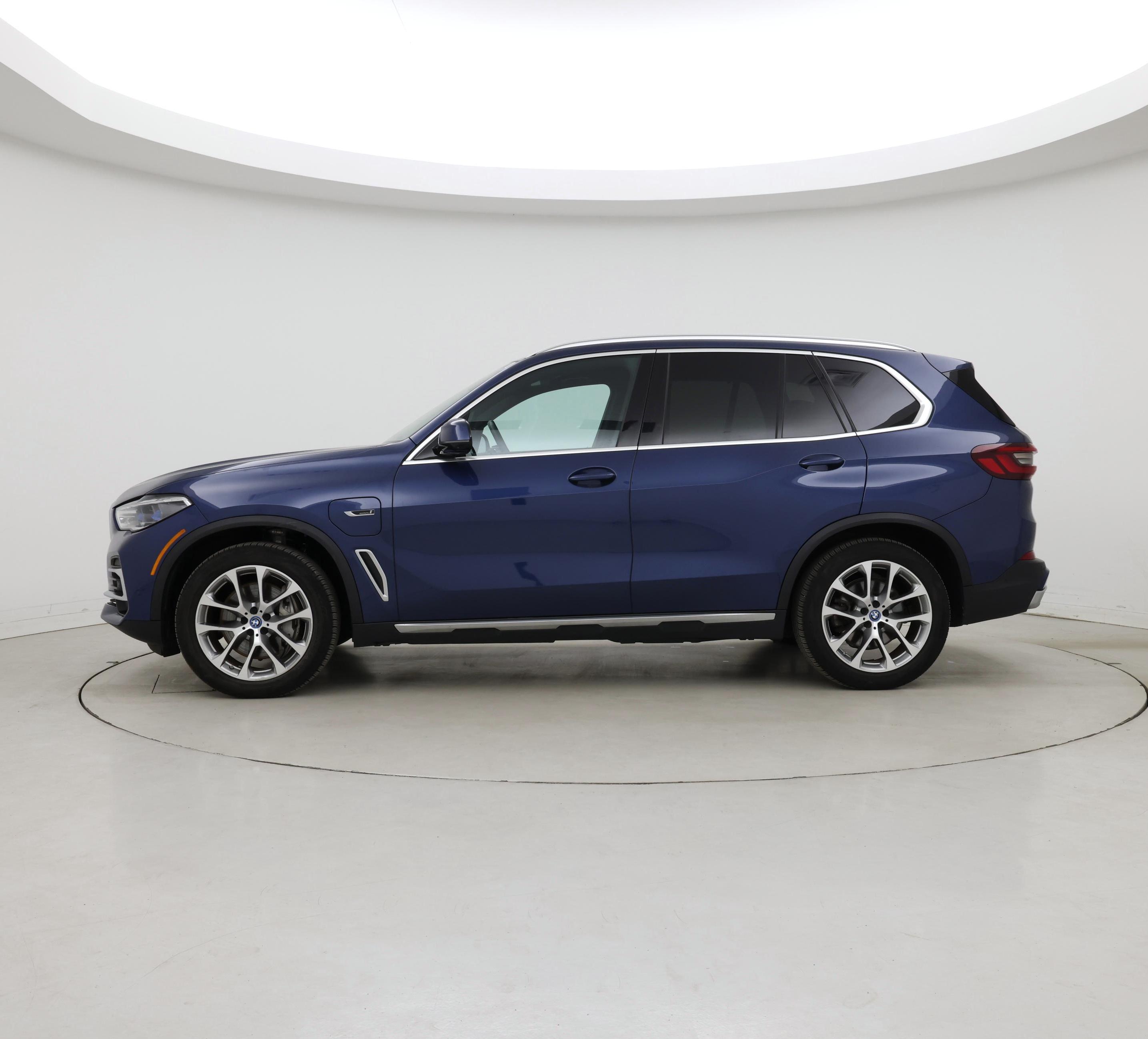 Thumbnail: 2023 BMW X5 - 3