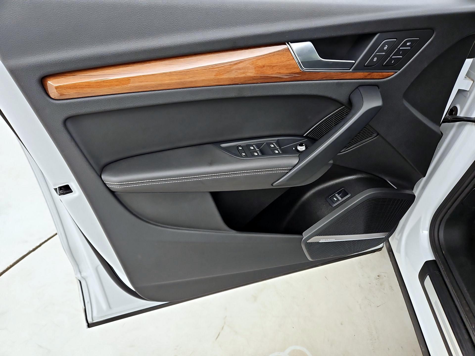 Thumbnail: 2021 Audi Q5 - 12