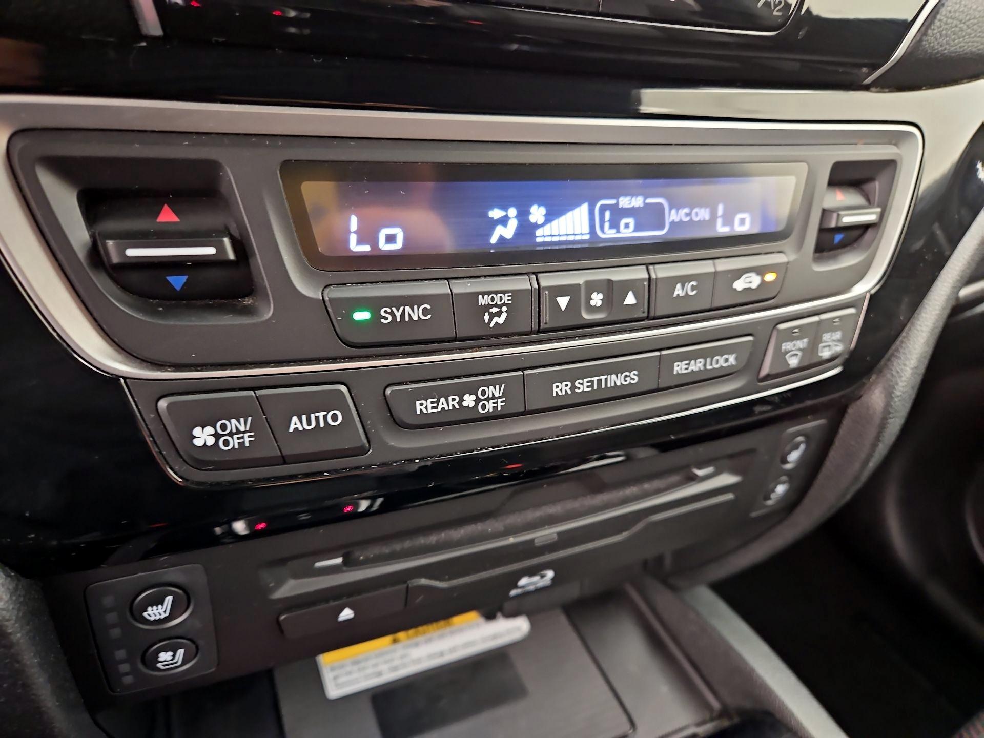 Thumbnail: 2021 Honda Pilot - 17