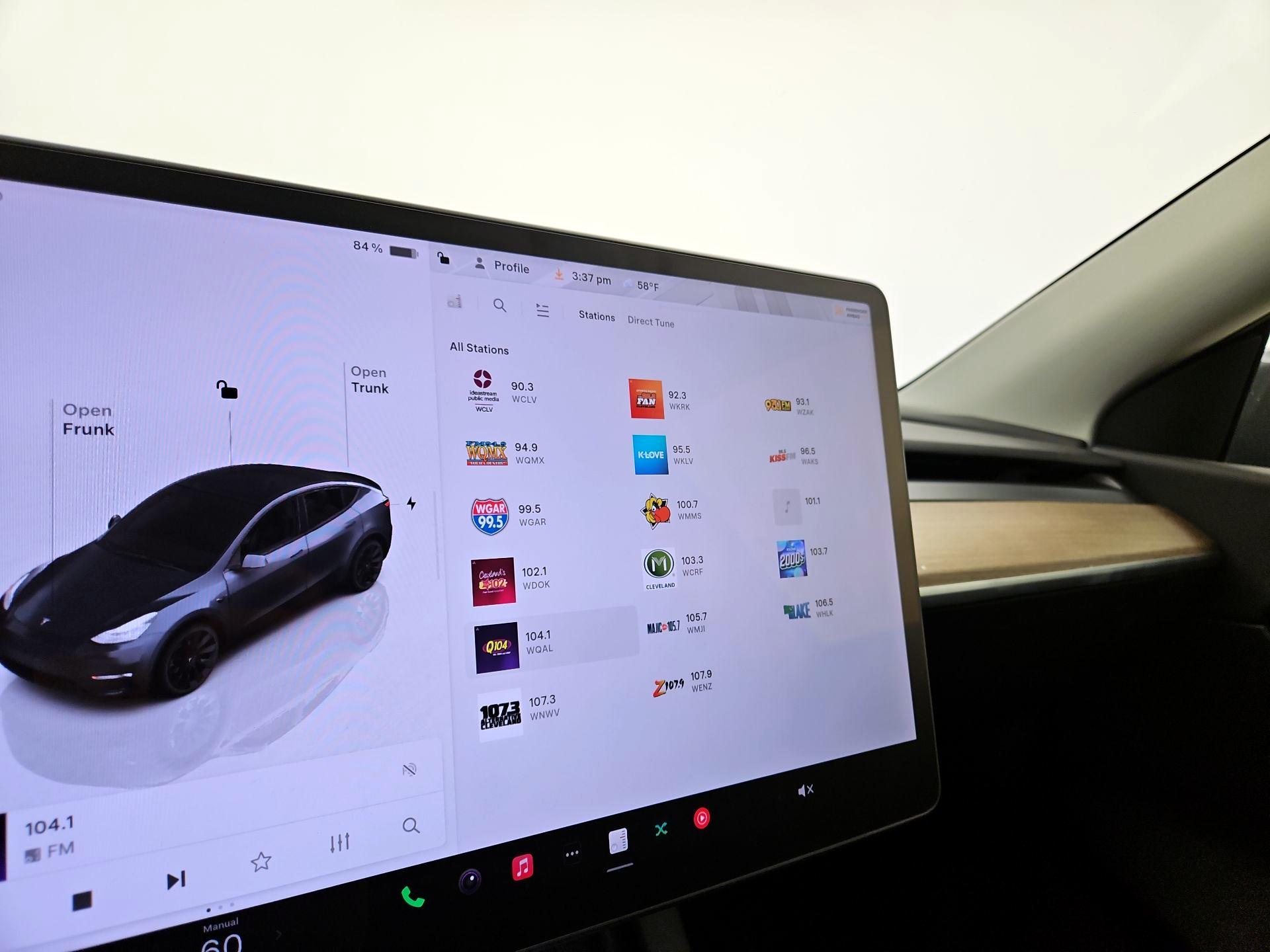 Thumbnail: 2022 Tesla Model Y - 15