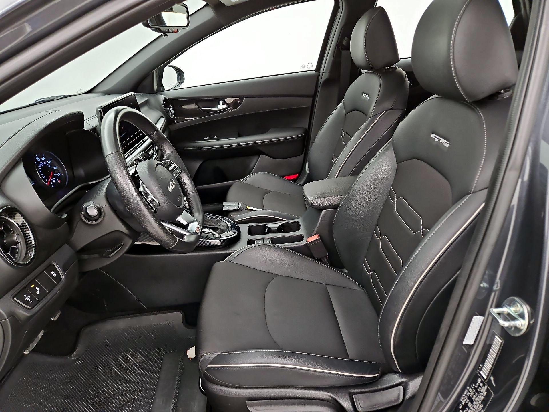 Thumbnail: 2024 Kia Forte - 11
