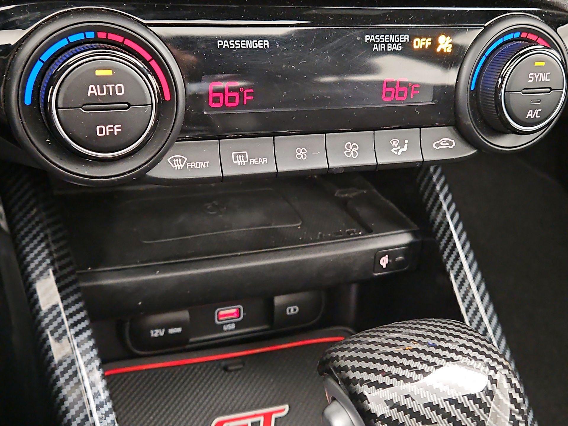 Thumbnail: 2024 Kia Forte - 17