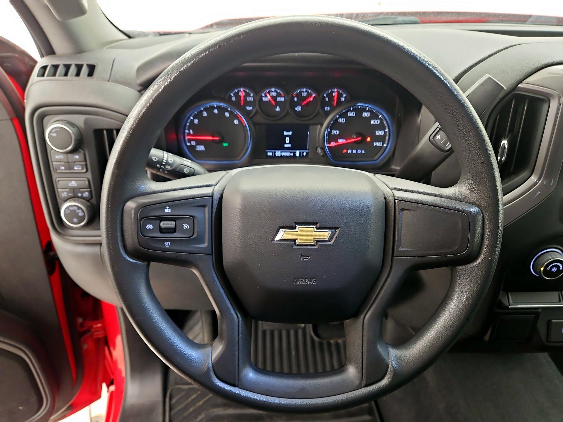 Thumbnail: 2019 Chevrolet Silverado 1500 - 10